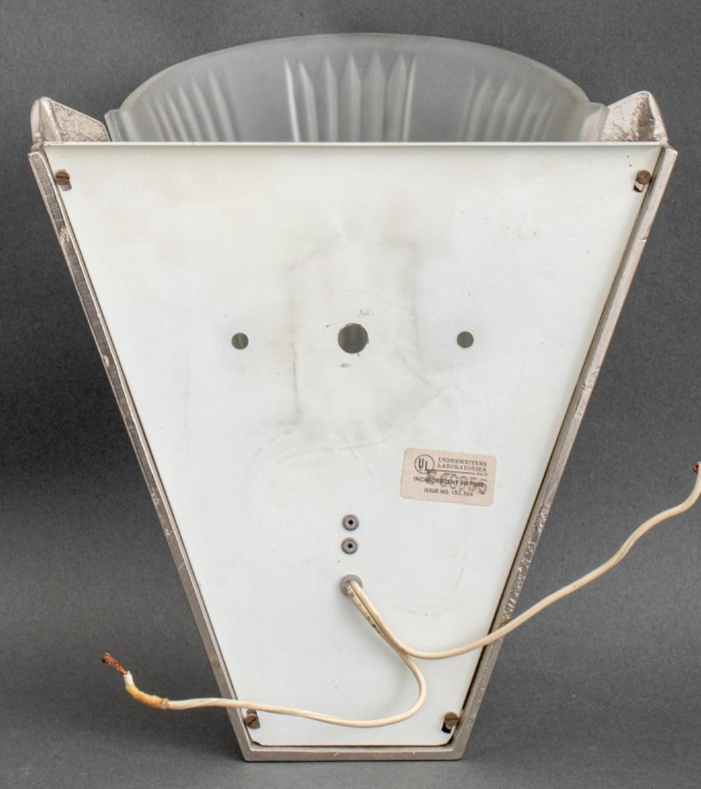Art Deco Frosted Glass Perearo Italy Sconce For Sale 1