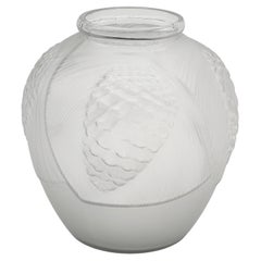 Jarrón Art Déco de vidrio esmerilado de Simonet Frères, diseño de pino de los años 20