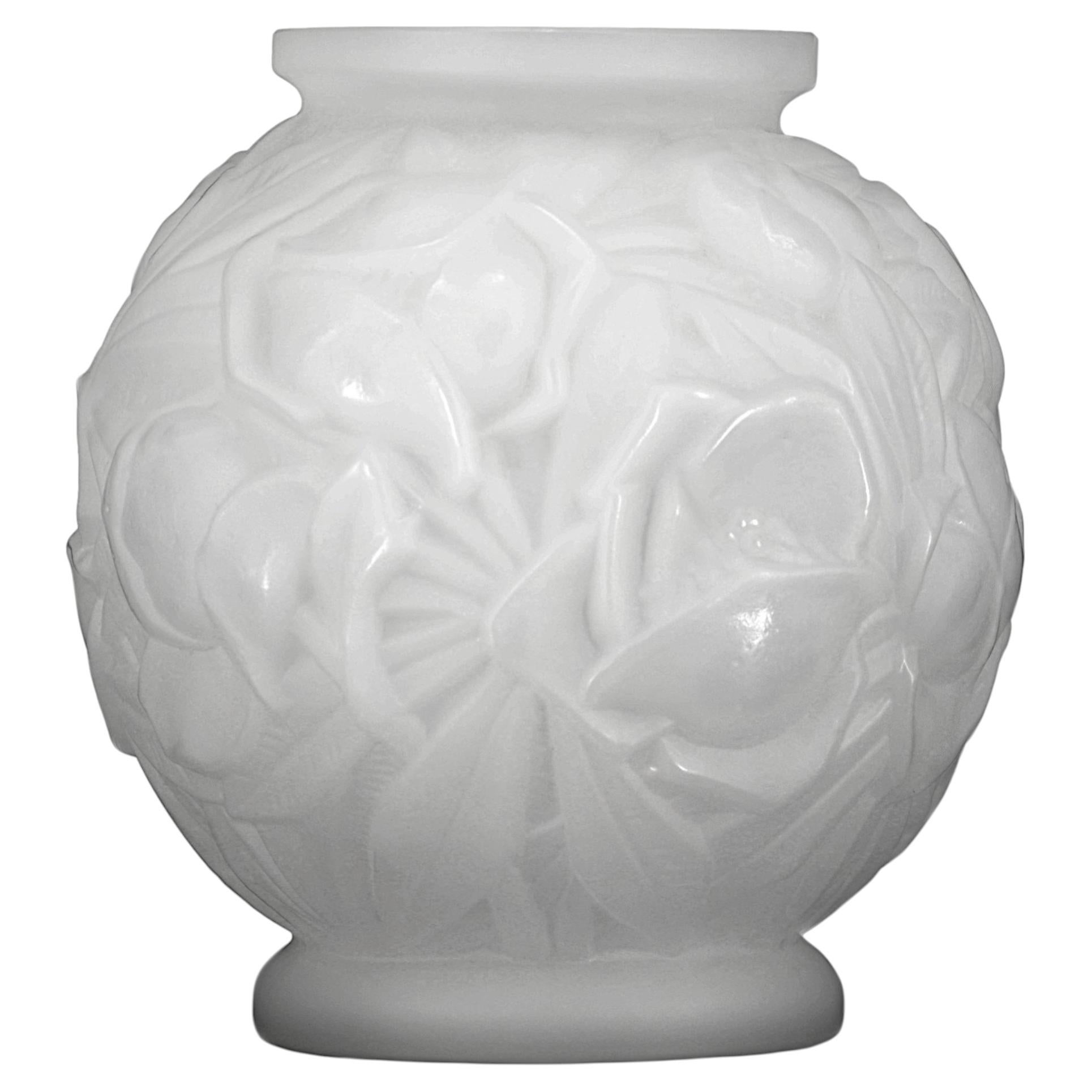Art Deco Frosted Glass Vase by Stella, France, 1920 For Sale