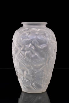 Art Deco Frosted & Polished Vase with Flowers