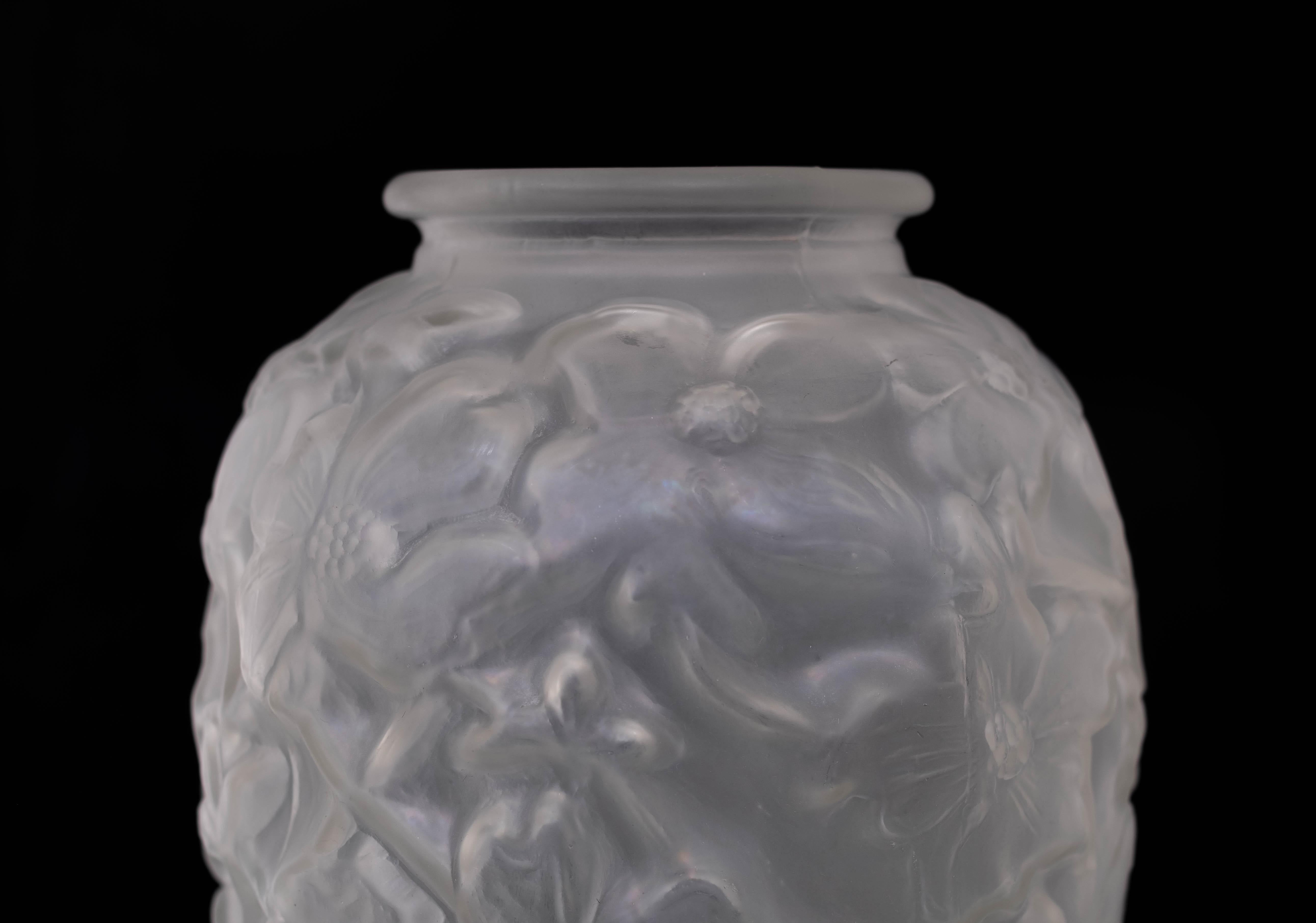 Glass Art Deco Frosted & Polished Vase with Flowers