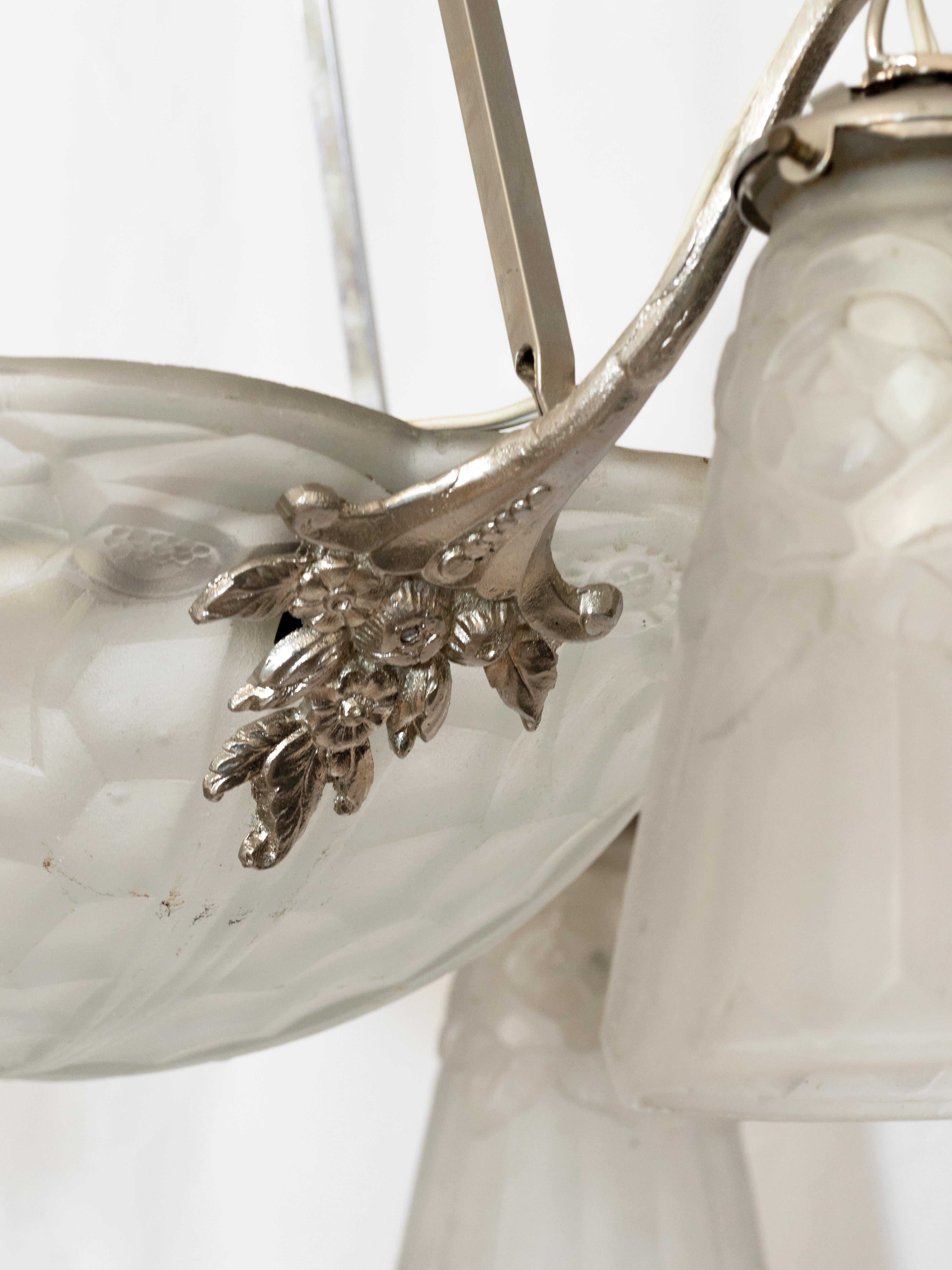 French Art Deco Frosted Three Light Chandelier Glass by David Guéron, 20th Century For Sale