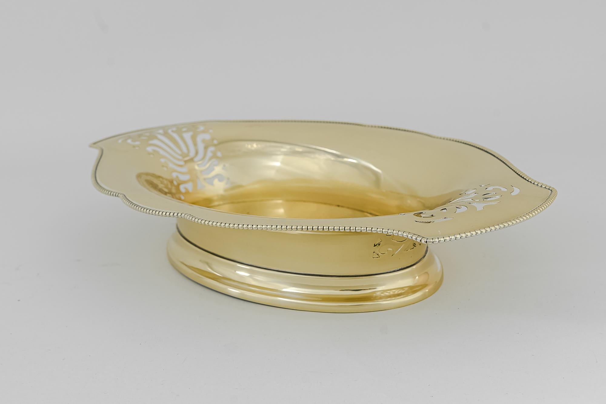 Art Deco fruit bowl, Vienna, 1920s
Polished and stove enamelled.