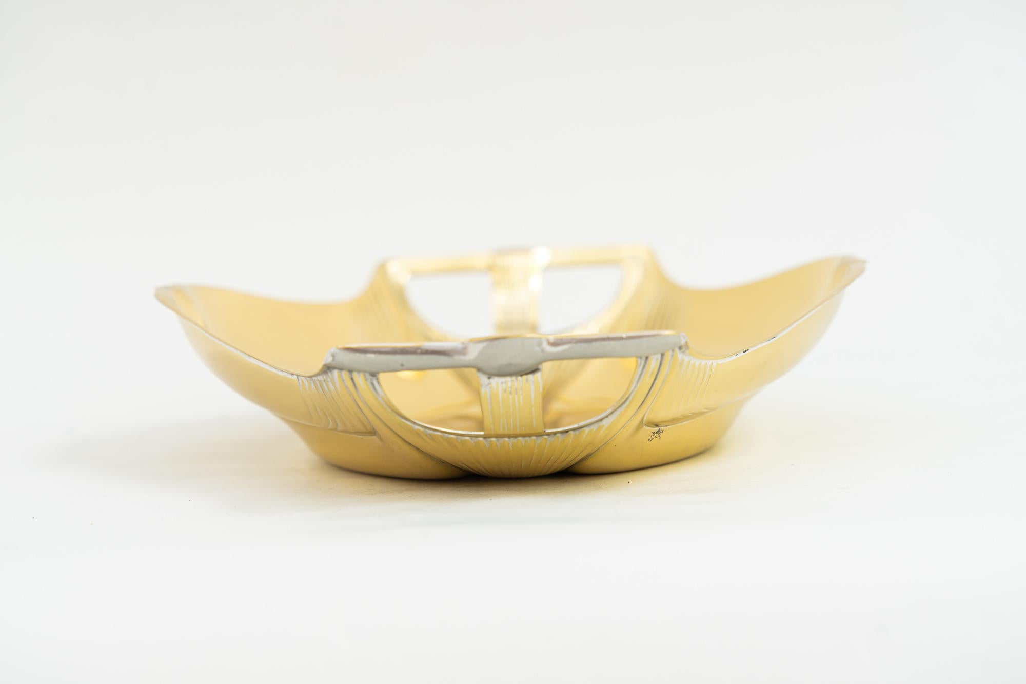 Art Deco fruit bowl, Vienna, around 1920s
Polished and stove enamelled.