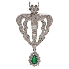 Art Deco Voll gefasste Diamant-Halskette mit Smaragd aus 18 Karat Weißgold