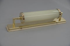 Art déco / Funktionalismus / Bauhaus-Wandleuchte aus Messing, 1930er Jahre