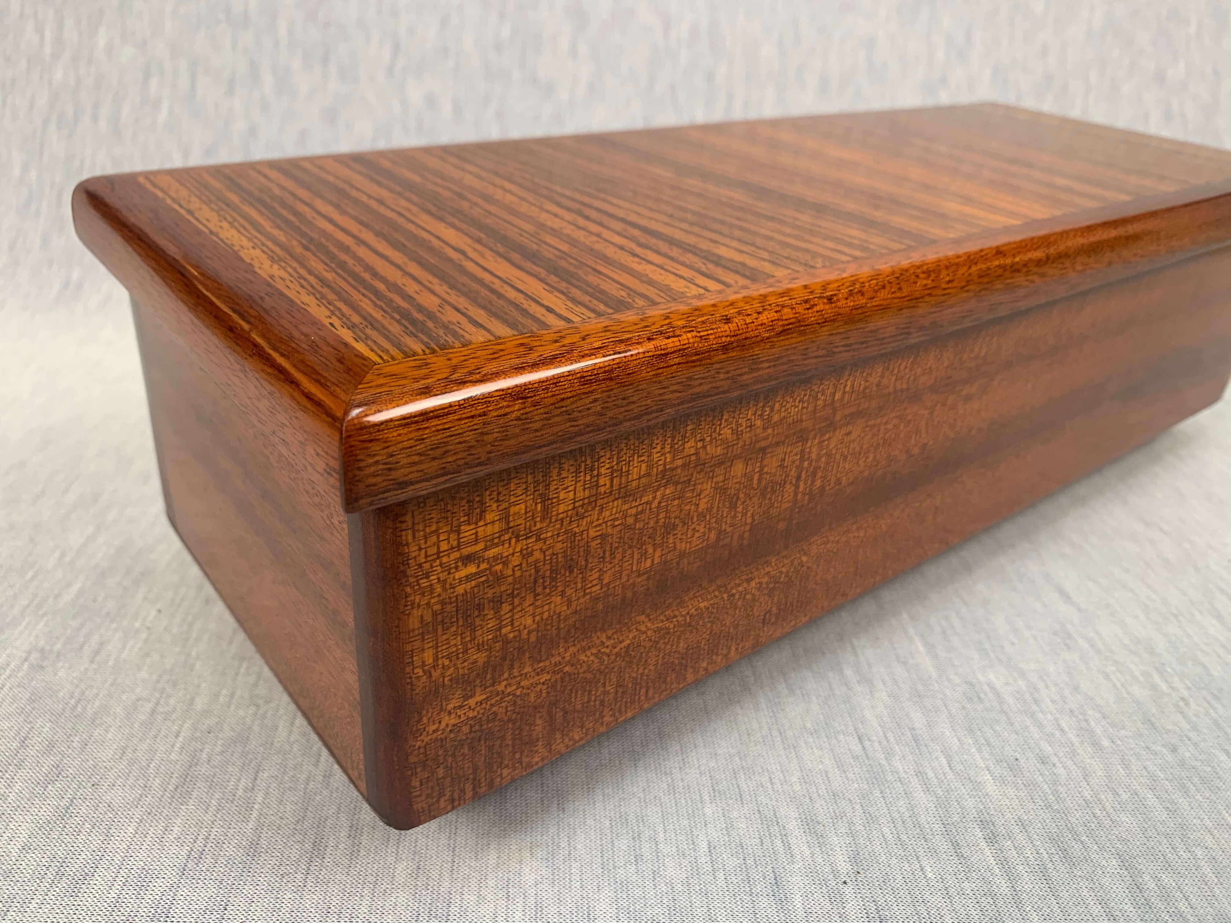 Art Deco Game Box, Rosewood and Walnut, France, circa 1930 In Good Condition In Regensburg, DE