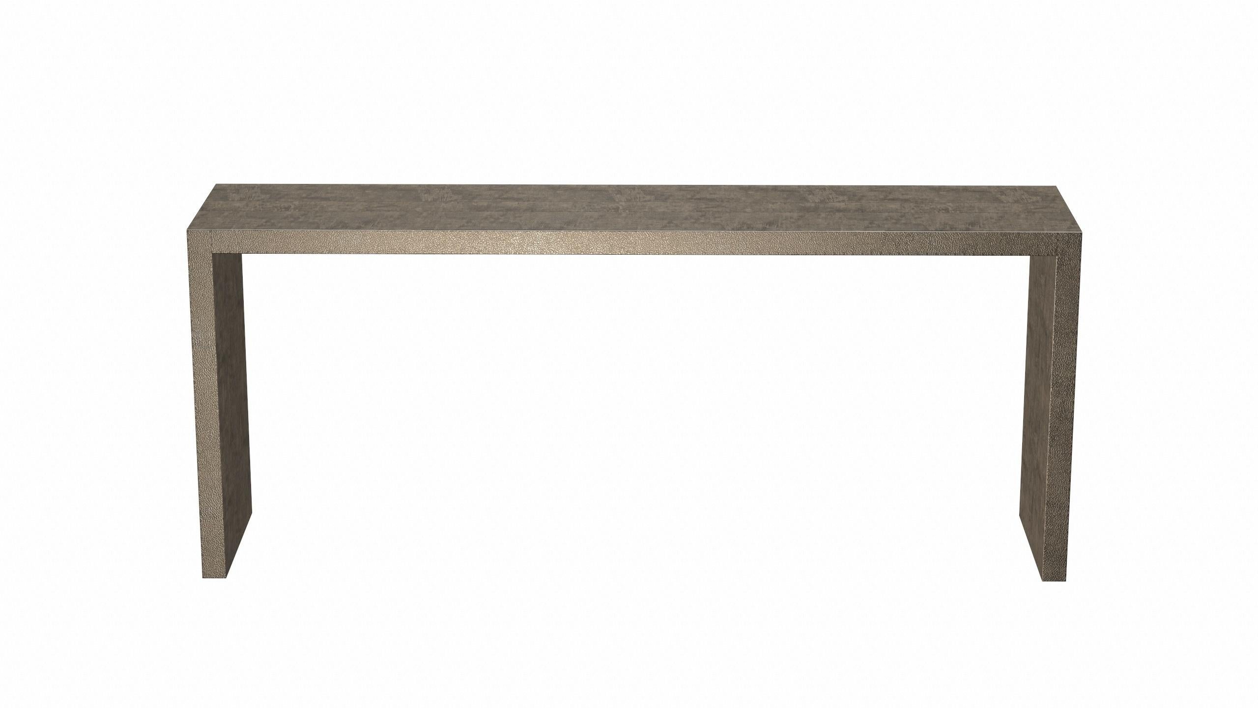 Consolas de Juego Art Decó Bronce Antiguo Martillado por Alison Spear Tallado a mano en venta
