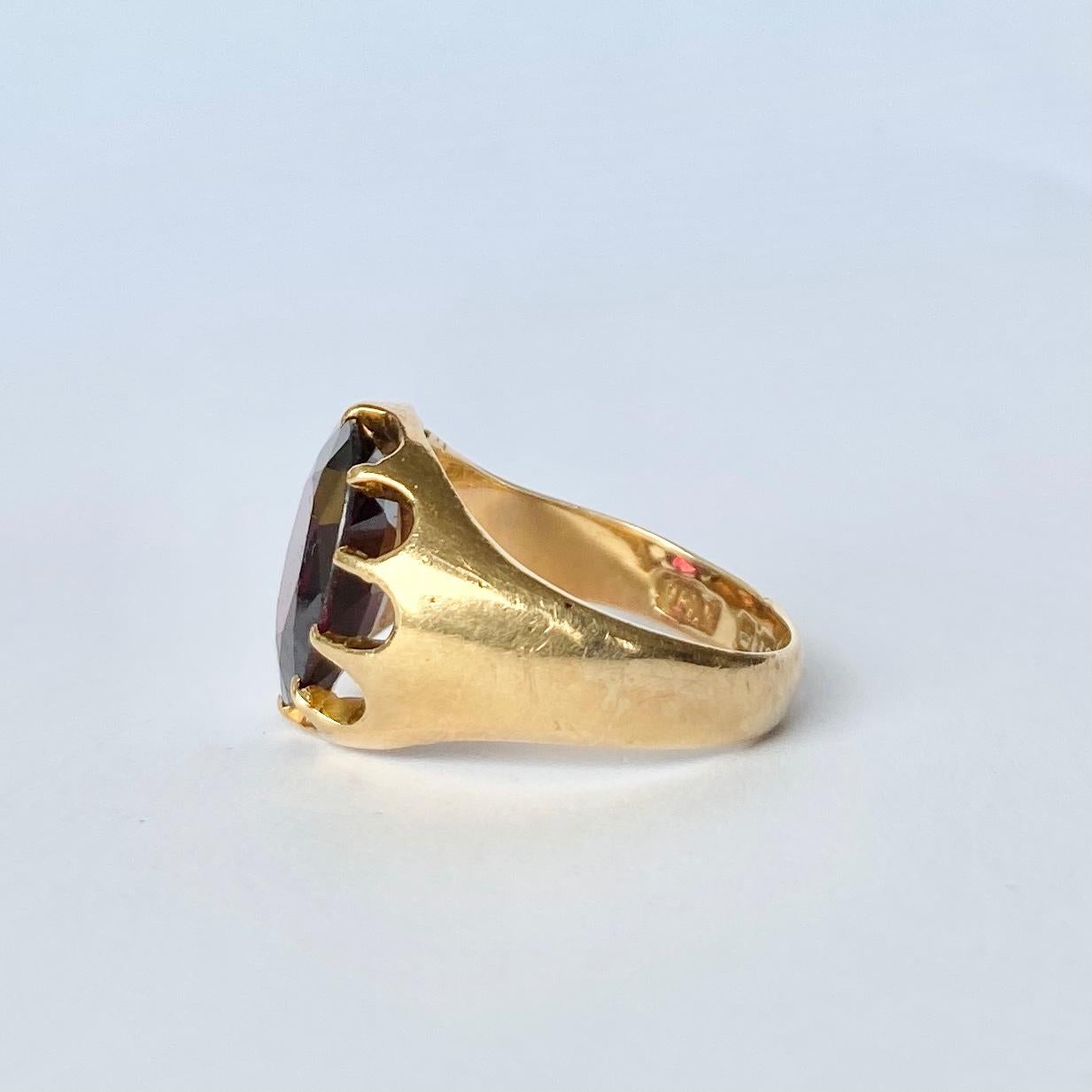 Oval Cut Art Deco Garnet and 18 Carat Gold Signet Ring For Sale