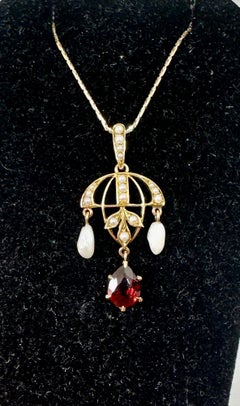 Art Deco Garnet Pearl Pendant Lavalier Necklace 14 Karat Gold Chandelier Motif