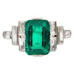 Art Deco GCS Certified Colombian Emerald and Baguette Diamond Ring in Platinum