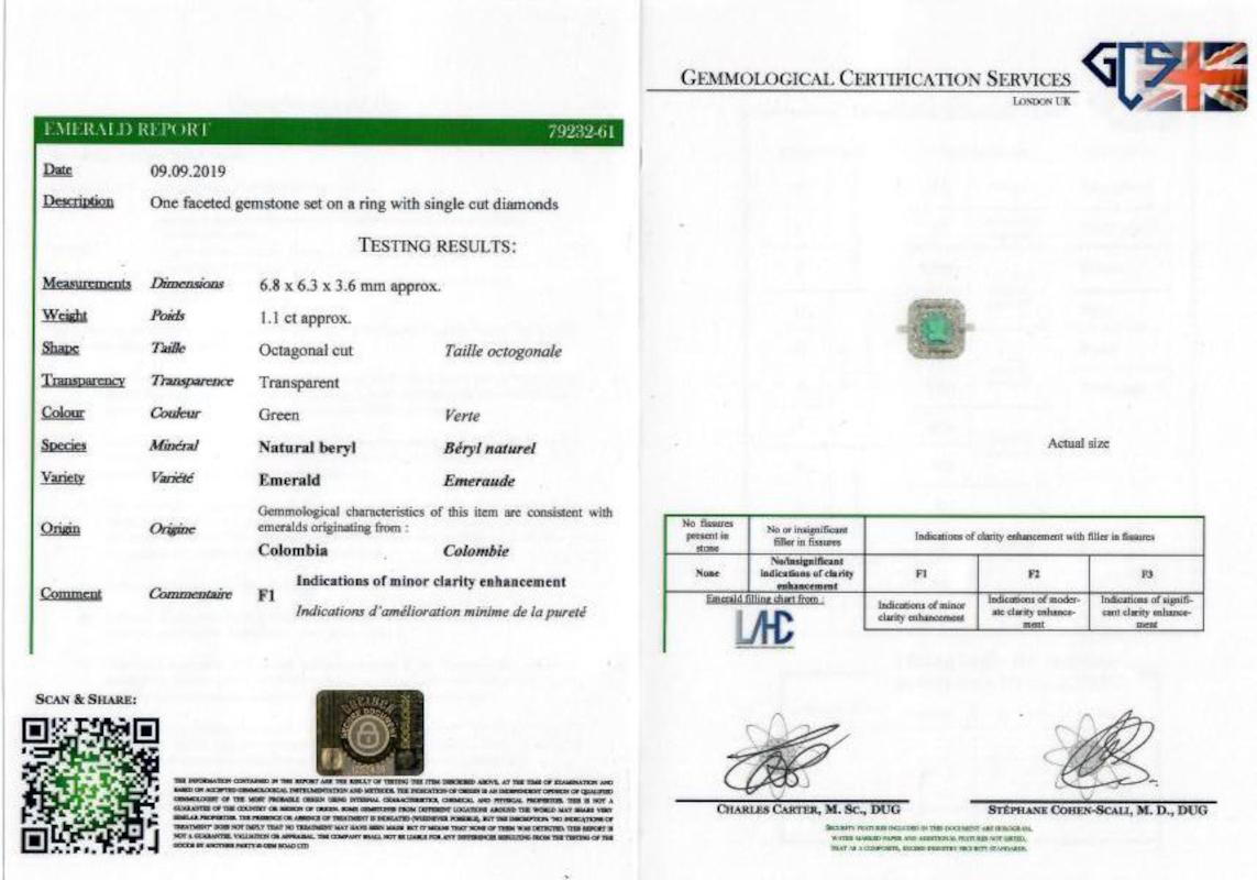 Art Deco GCS kolumbianischer kleiner Öl-Smaragd- und Diamant-Platinring mit doppeltem Halo-Ring, Art déco 2