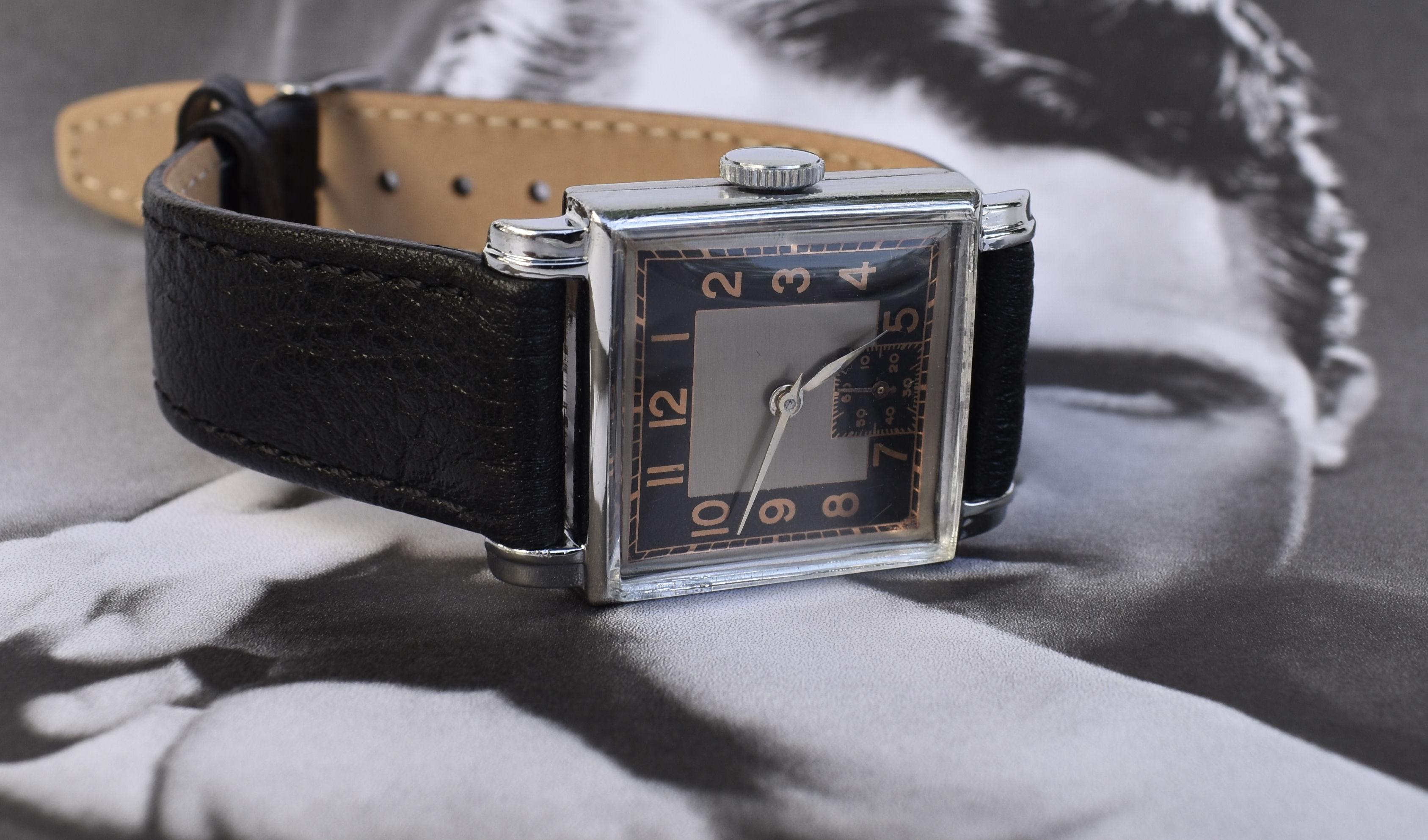 Montre-bracelet manuelle d'homme Art Deco, récemment révisée, Circa 1935 en vente 6