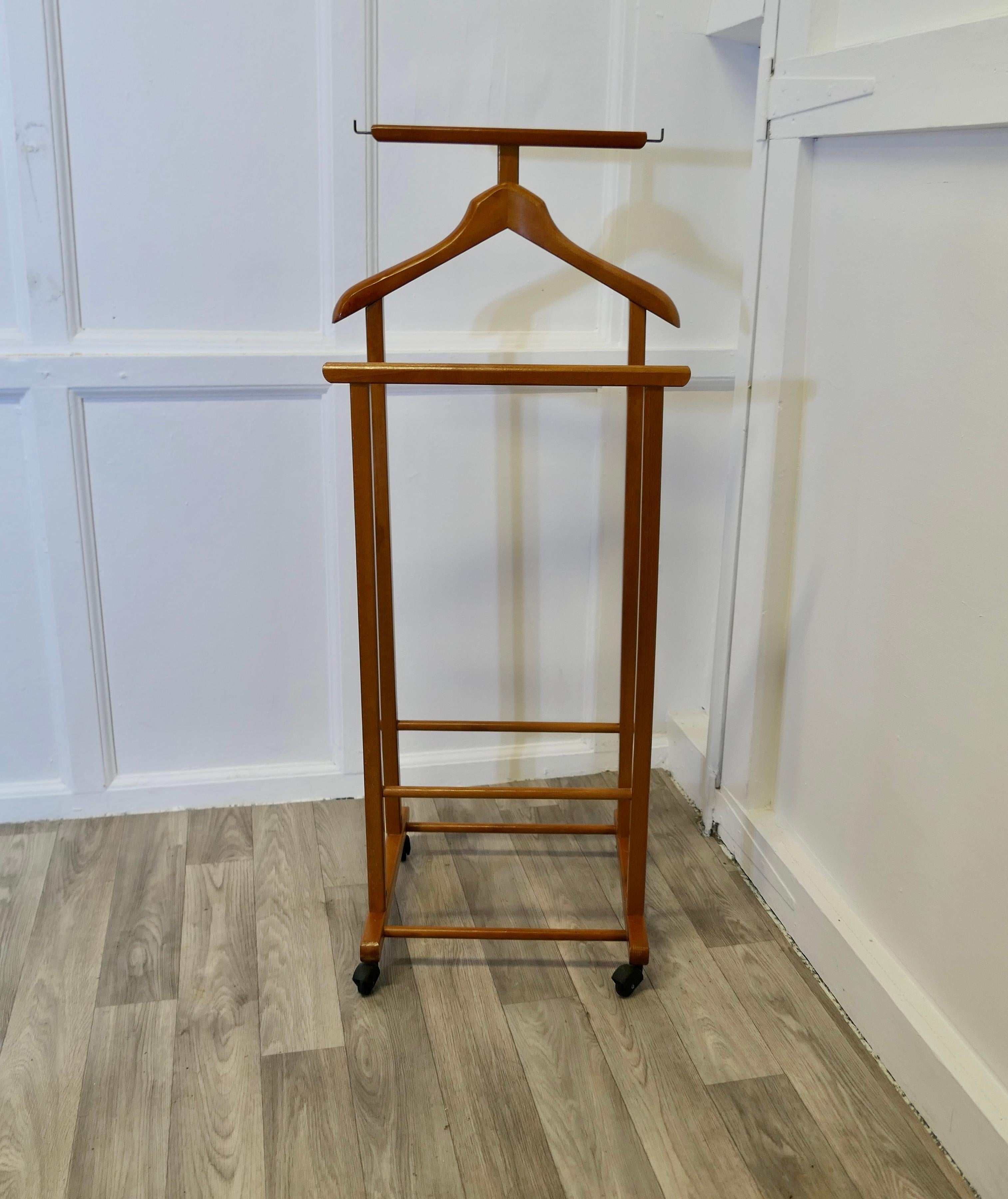 Mid-Century moderno Appendiabiti o comodino per gentiluomini in stile Art Deco, il versatile valet in vendita
