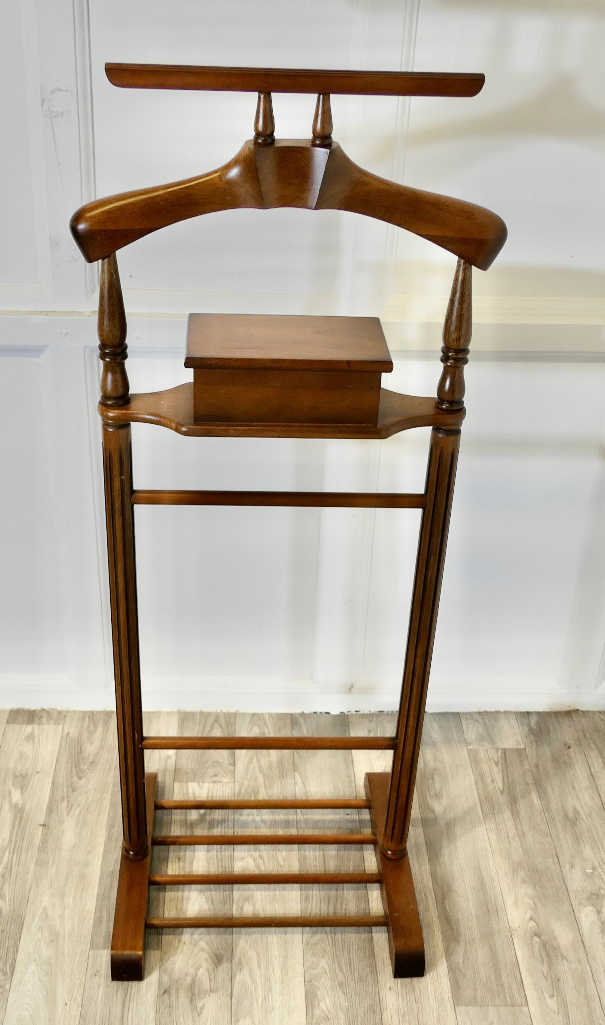 Art déco Cintre ou table de nuit Art Déco pour homme, le valet de chambre polyvalent