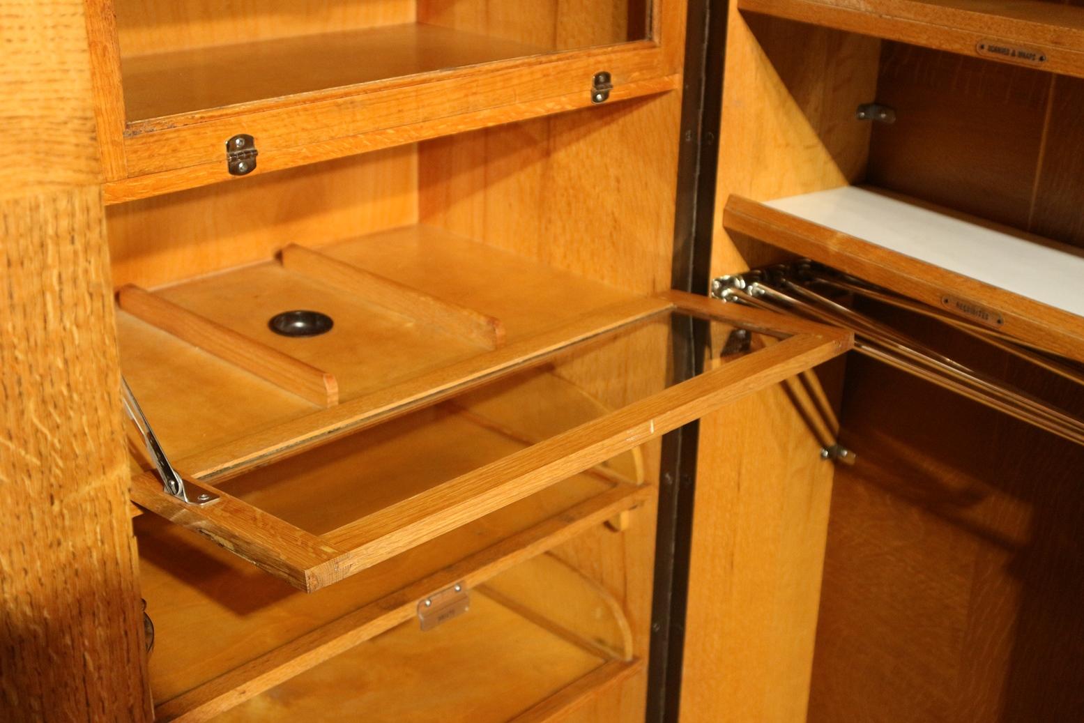 Art Deco Gentlemen Oak Compactom Wardrobe 1