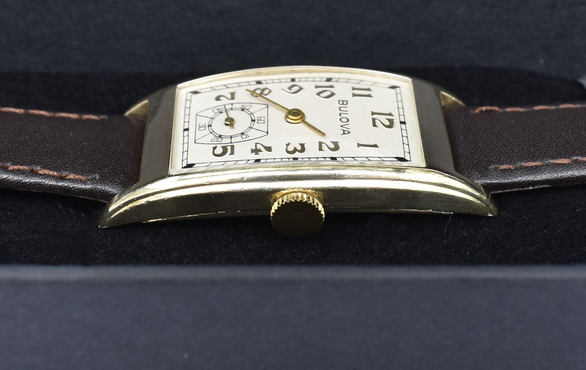 Art-déco-Herrenarmbanduhr aus 10 Karat Roségold von Bulova, 'Minute Man' um 1937, gewartet (Art déco)