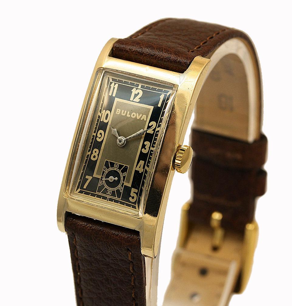For your consideration is this superb Art Deco gents manual watch made in New York in 1939 at the outbreak of WW2 in Europe, this vintage BULOVA gents watch features a striking Art Deco dial and is ready to wear having just undergone a full overhaul
