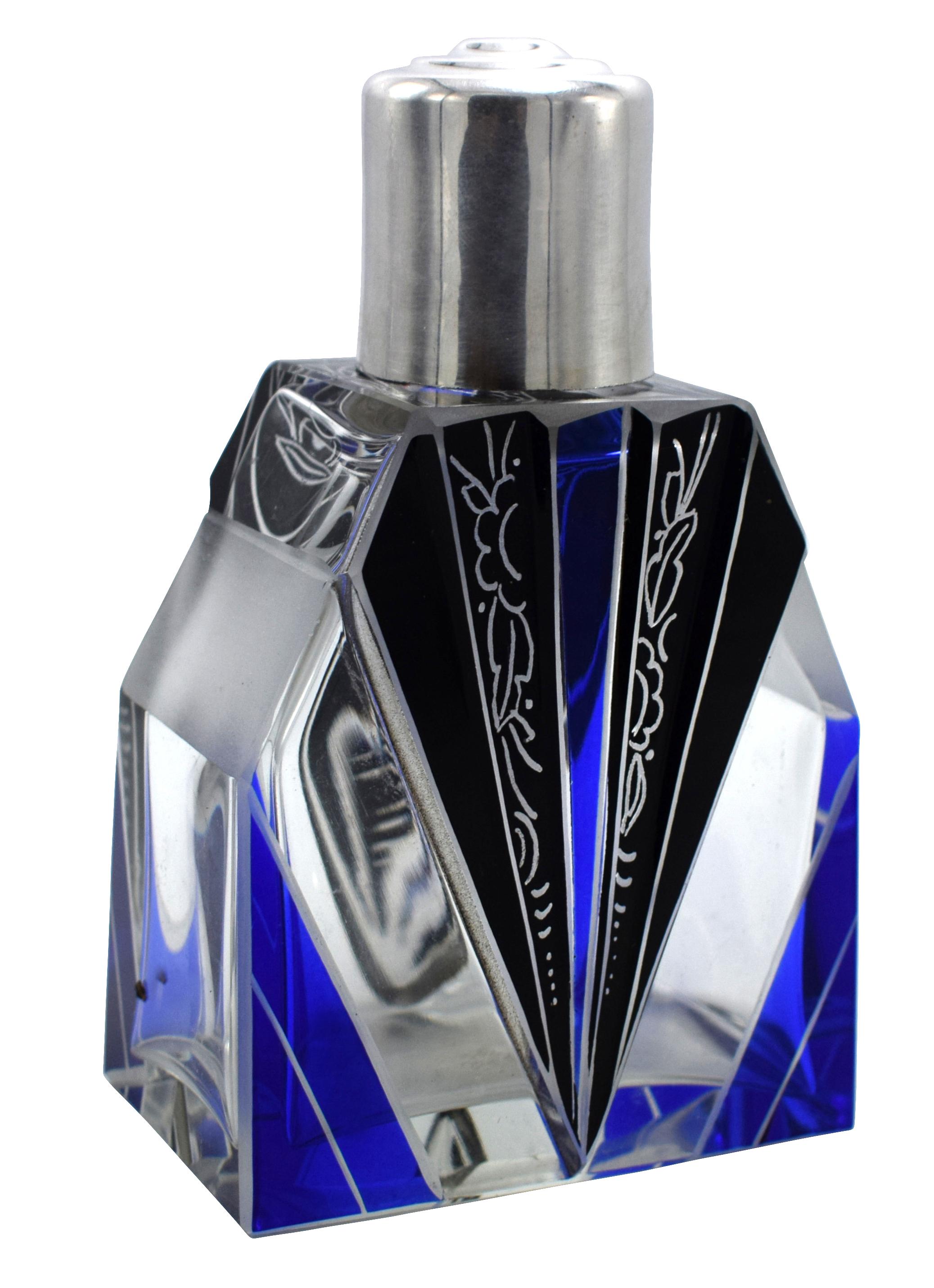 Art Deco Gents Glass Cologne Bottle, circa 1930 In Excellent Condition In Devon, England