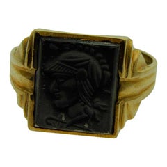 Art Deco Gents Intaglio Ring 10 Karat Yellow Gold, 1940s