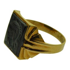 Art Deco Gents Intaglio Ring 10 Karat Yellow Gold, 1940s