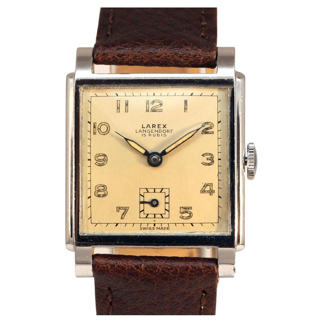 Schweizer Hand-Armbanduhr im Art déco-Stil von Larex, um 1939 im Angebot