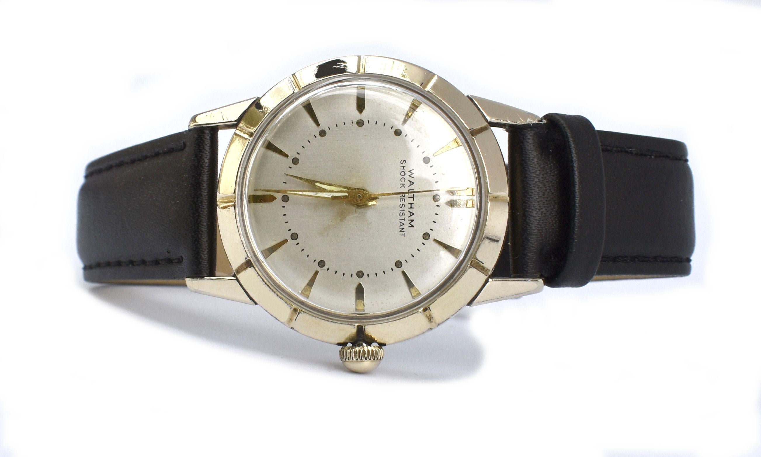 Art Deco Herren Waltham 10k vergoldete Art déco-Armbanduhr, neu gewartet, ca. 1940er Jahre im Angebot 1