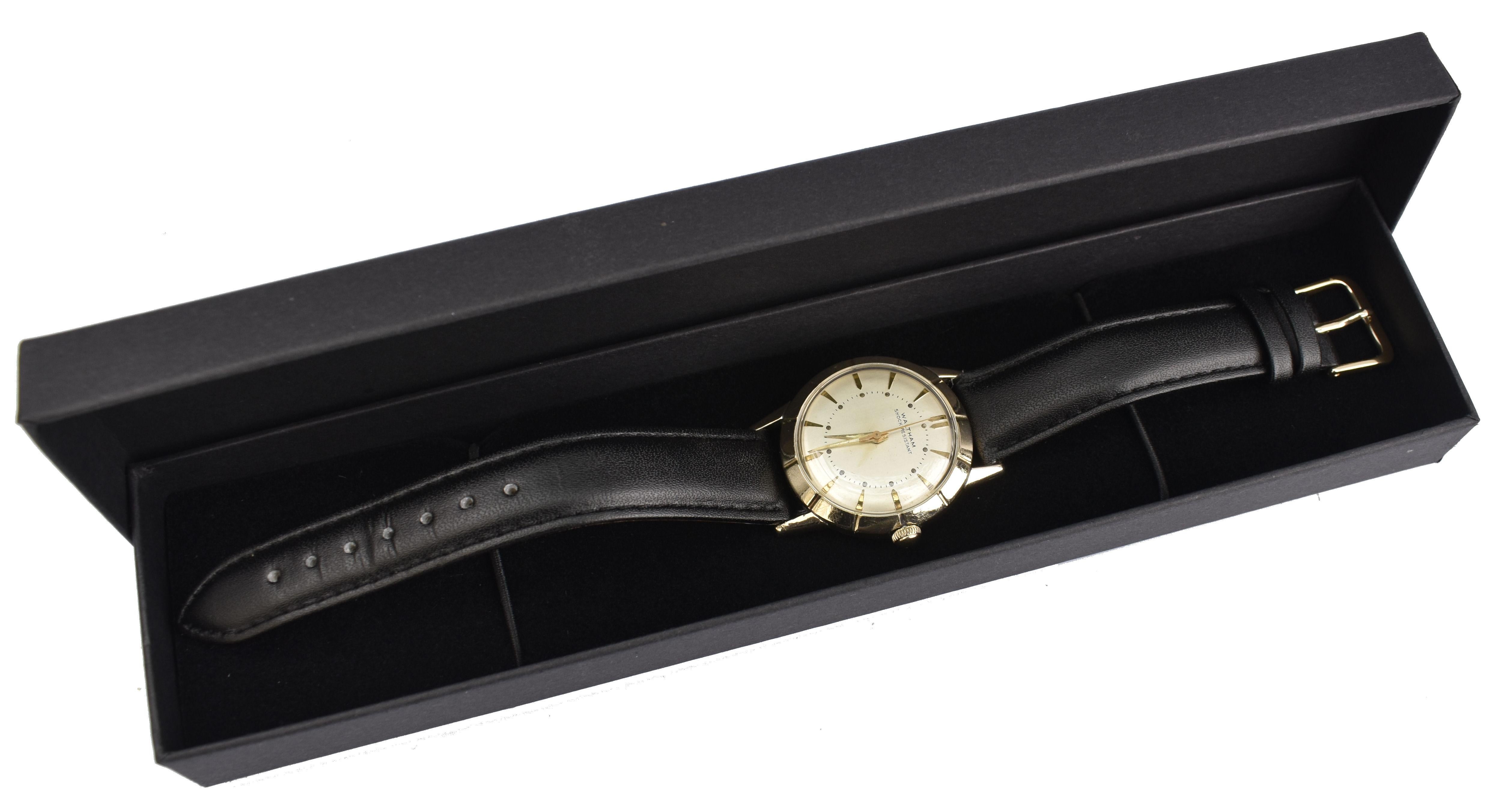 Art Deco Herren Waltham 10k vergoldete Art déco-Armbanduhr, neu gewartet, ca. 1940er Jahre im Angebot 3