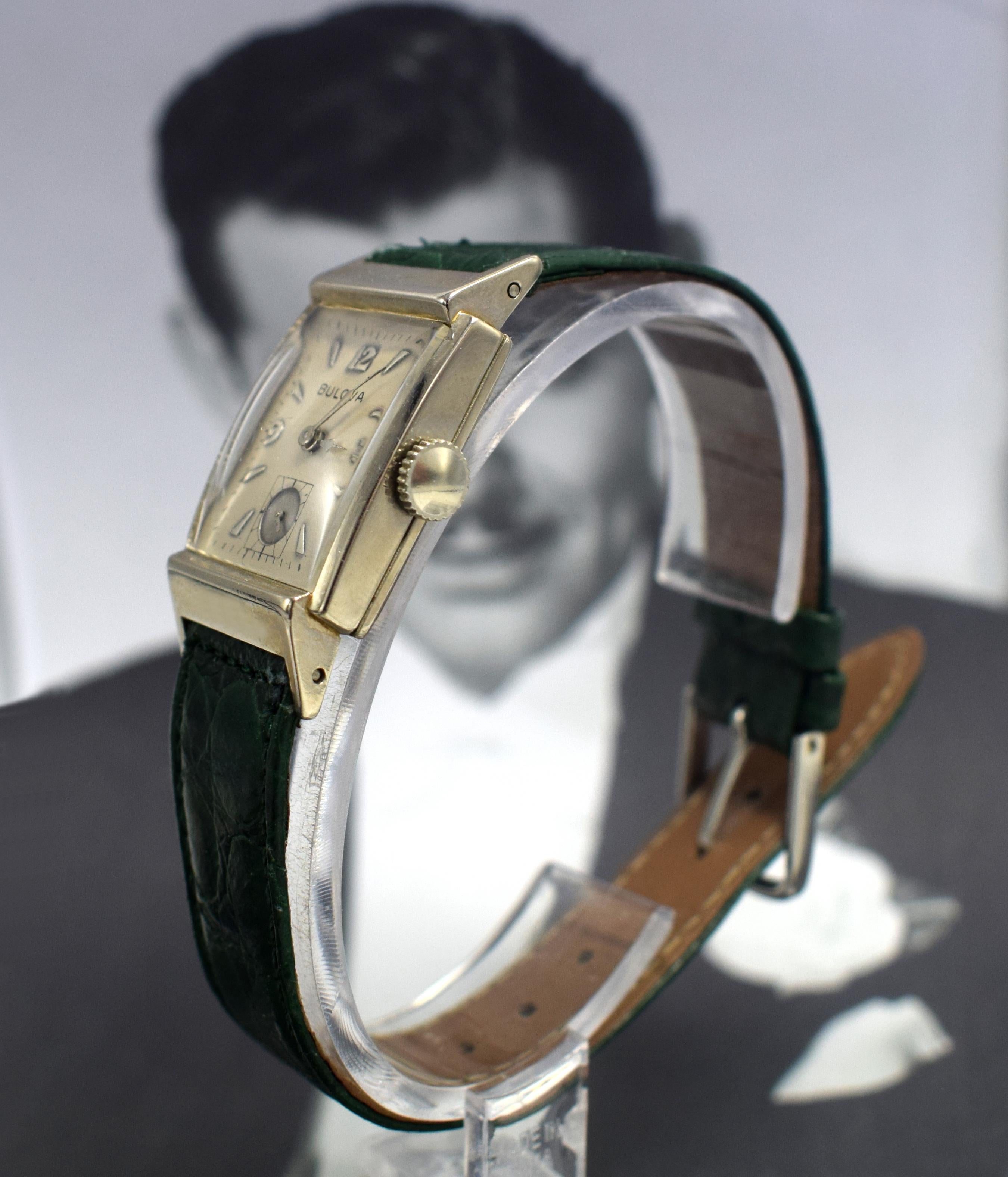 Art Deco Gents Watch by Bulova, circa 1930s In Good Condition In Westward ho, GB