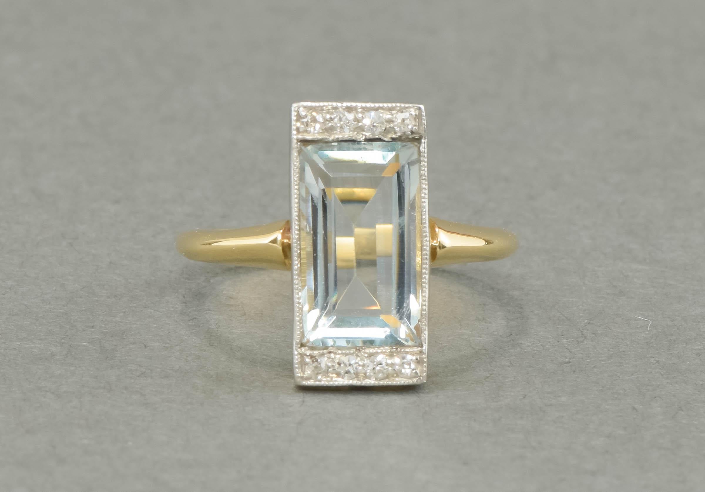 Women's Art Deco Geometric Aquamarine Diamond Ring For Sale
