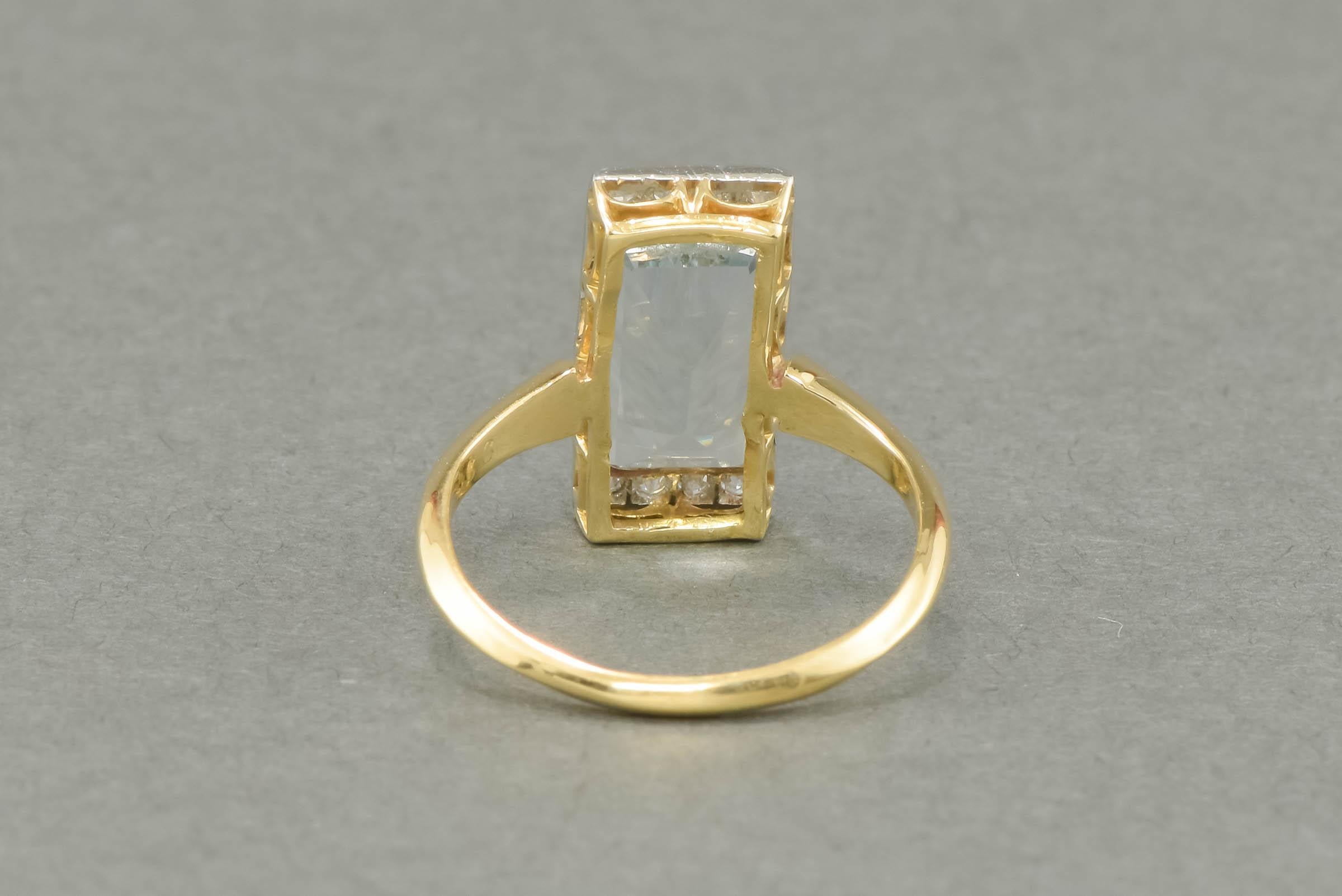 Art Deco Geometric Aquamarine Diamond Ring For Sale 2