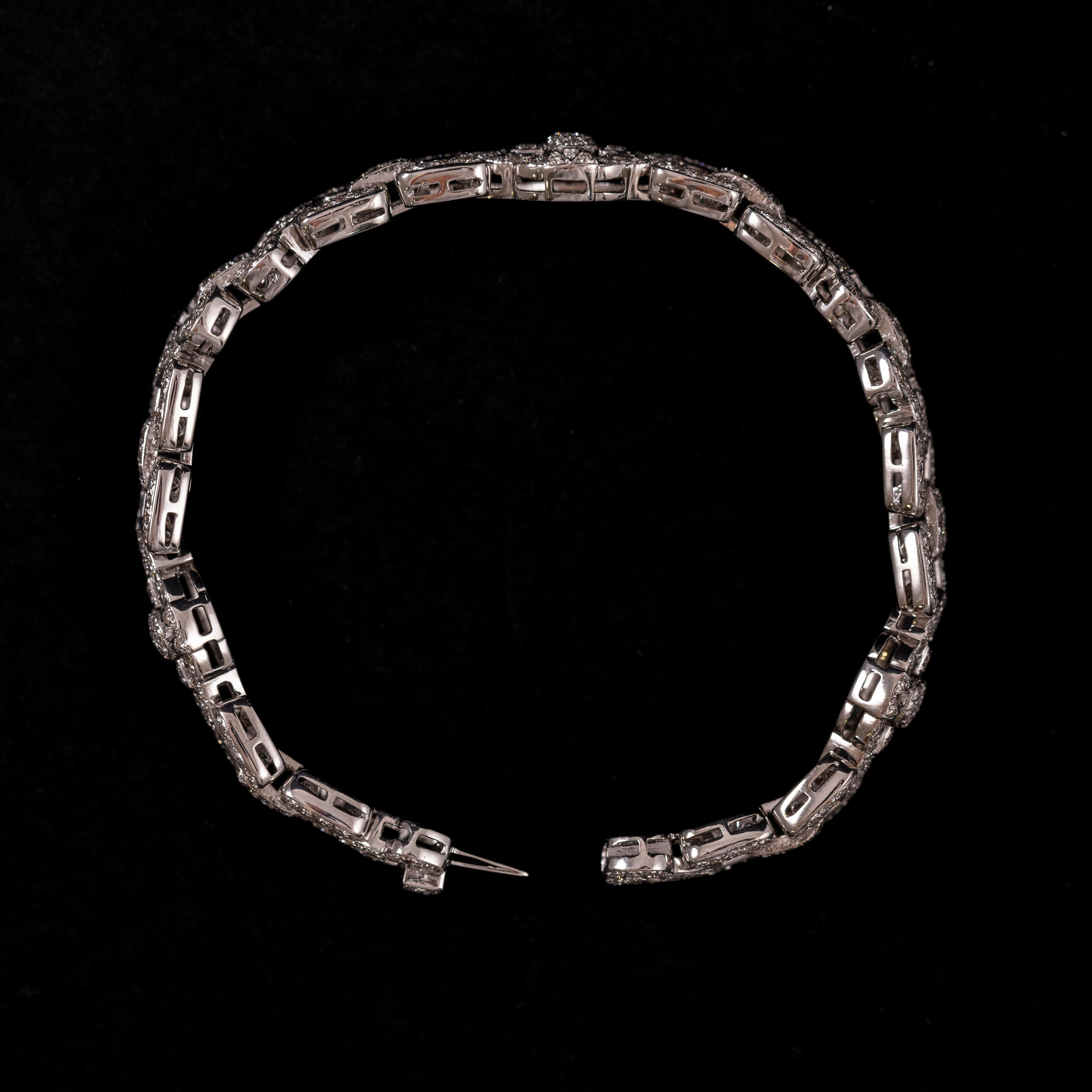 Pulsera Art Déco de eslabones con panel geométrico de diamantes Oro blanco de 18 quilates Década de 1940 en Bueno estado para la venta en Lisbon, PT