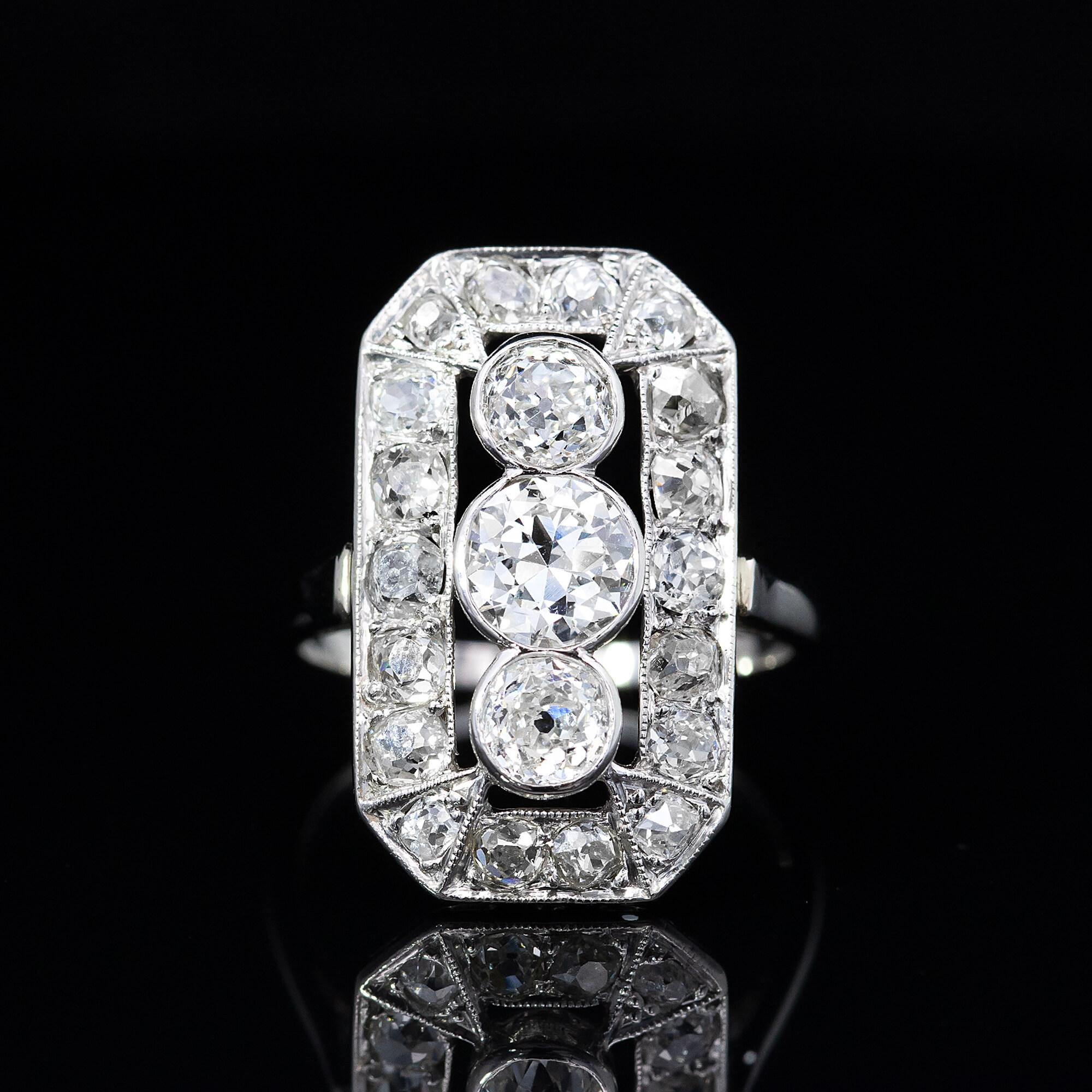 Art Deco  Geometric Diamond Ring Circa 1920s For Sale 4