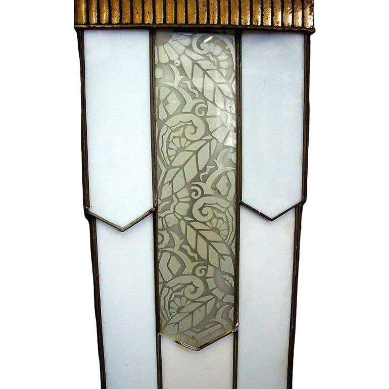Americano Grande lampadario geometrico Art Deco in vetro piombato con piano a scorrimento in vendita