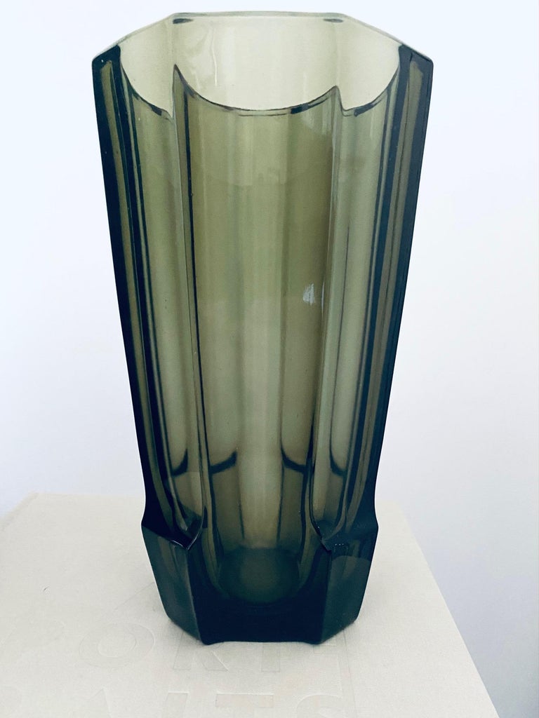 Hand-Crafted Art Deco Geometric Smoked Grey Glass Vase by Moser, Czech Republic, c. 1930's For Sale