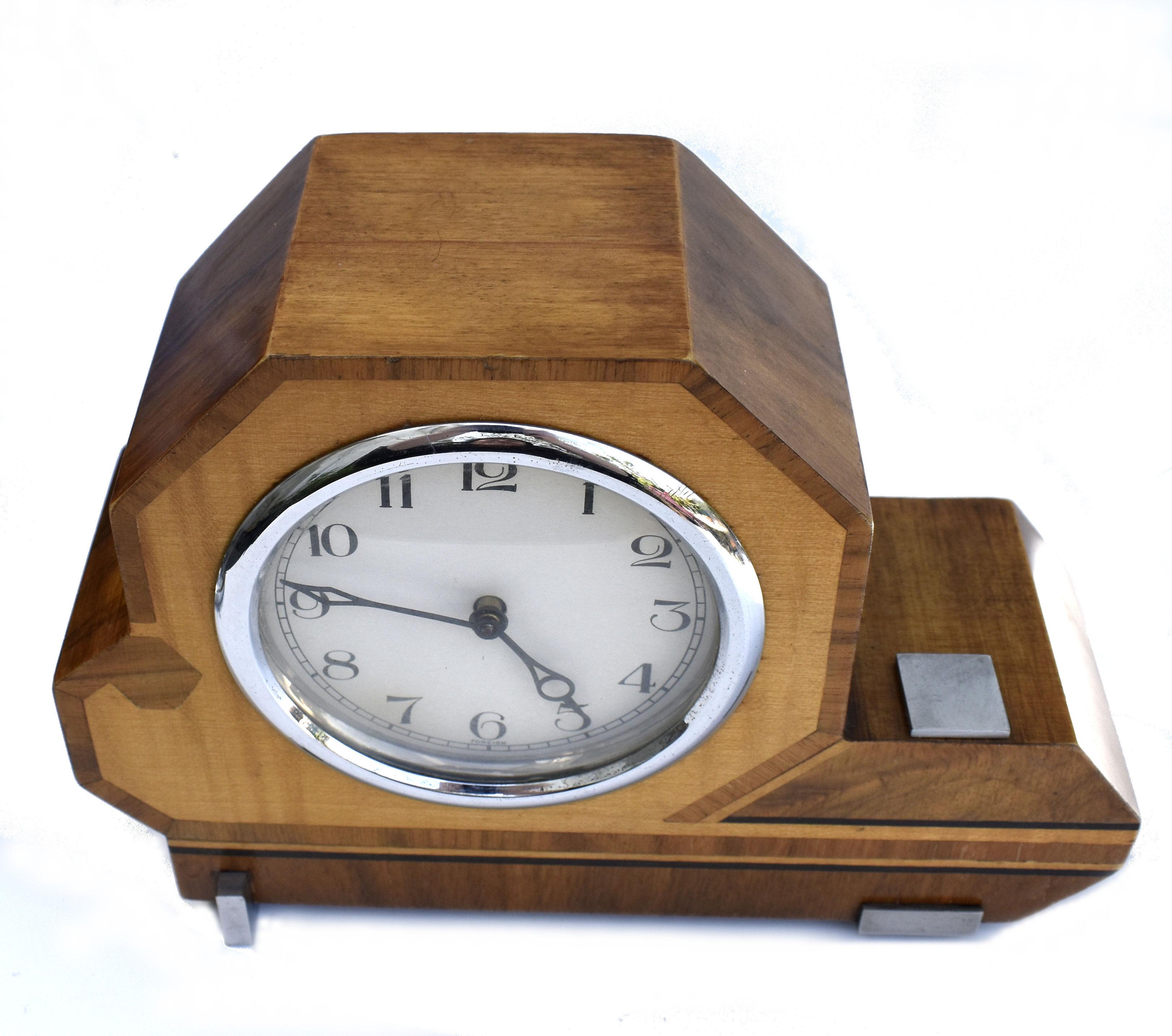 20th Century Art Deco Geometric Two Tone Wooden Mantle Clock, English, c1930 For Sale