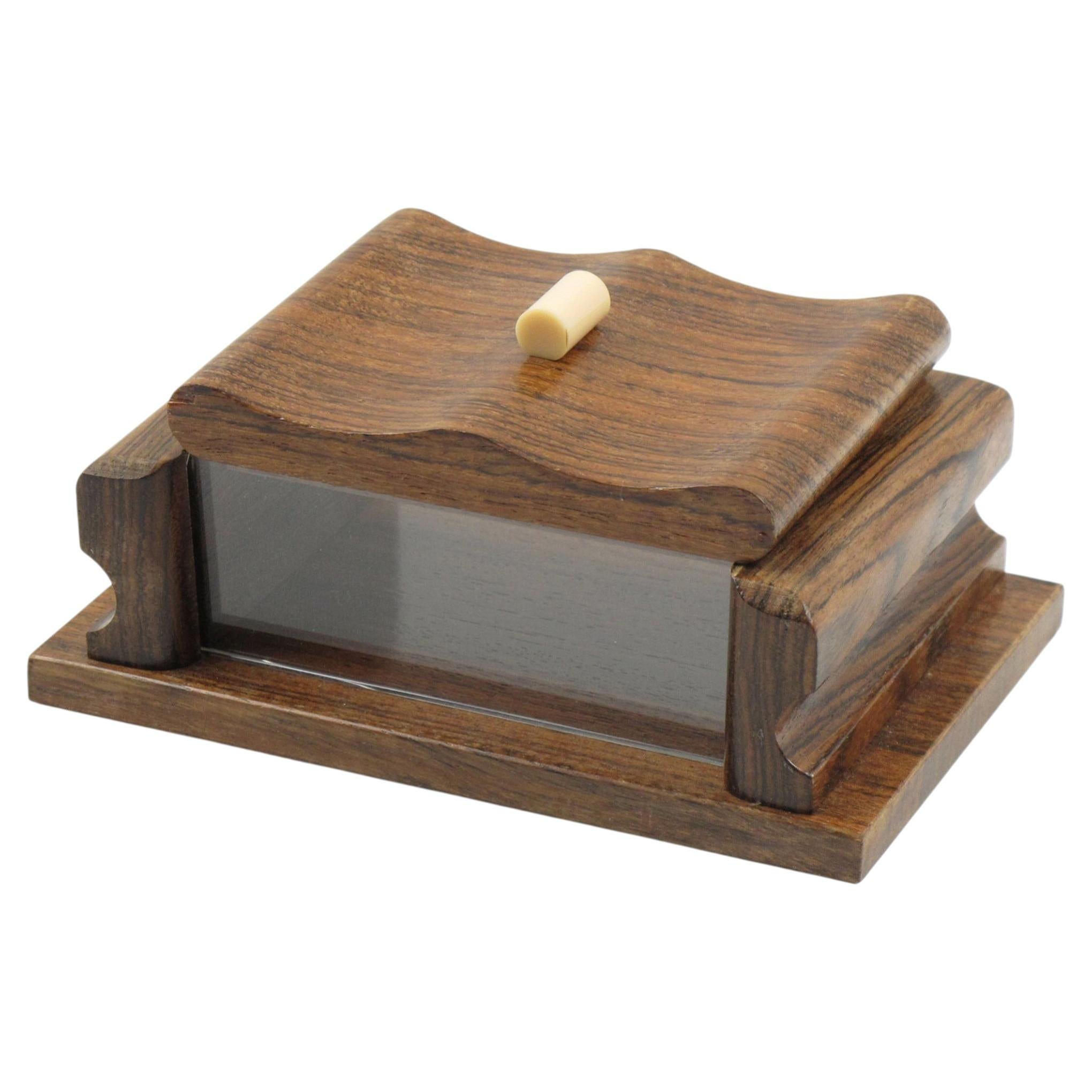 Geometrische Art-Déco-Schatulle aus Holz und Lucite, Frankreich, 1940er Jahre im Angebot