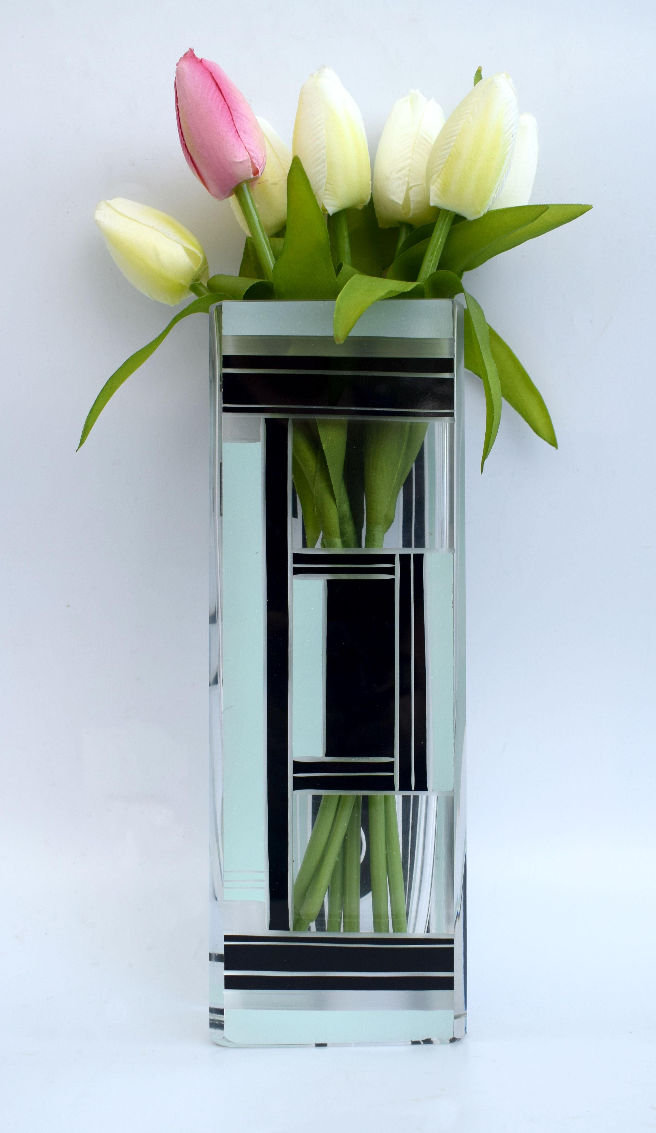 20th Century Art Deco Geometrically Patterned Glass Vase, circa 1930