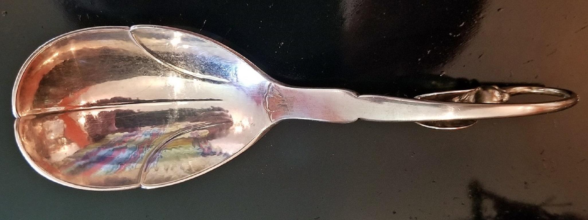 Fait main Grande cuillère à confiture en argent Art Déco Georg Jensen n° 21 en vente