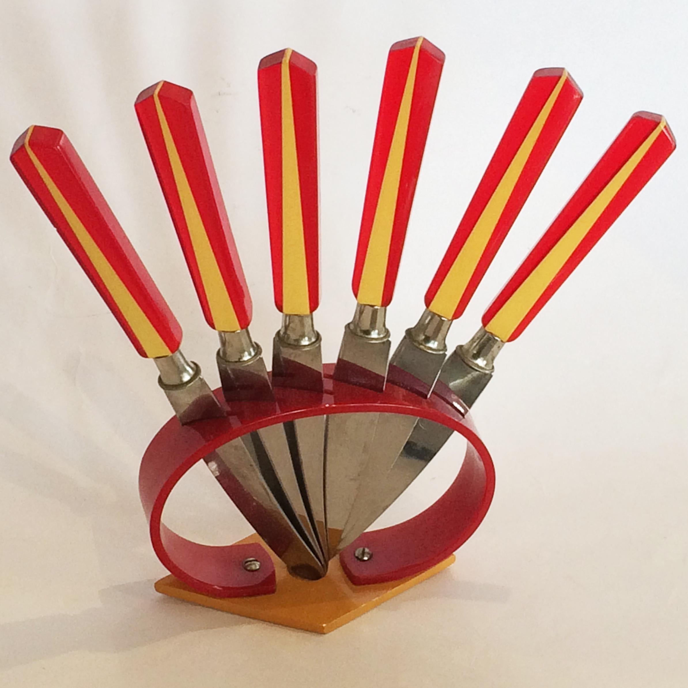 Mid-20th Century Art Deco German Bakelite Fruit Knife Set Holder