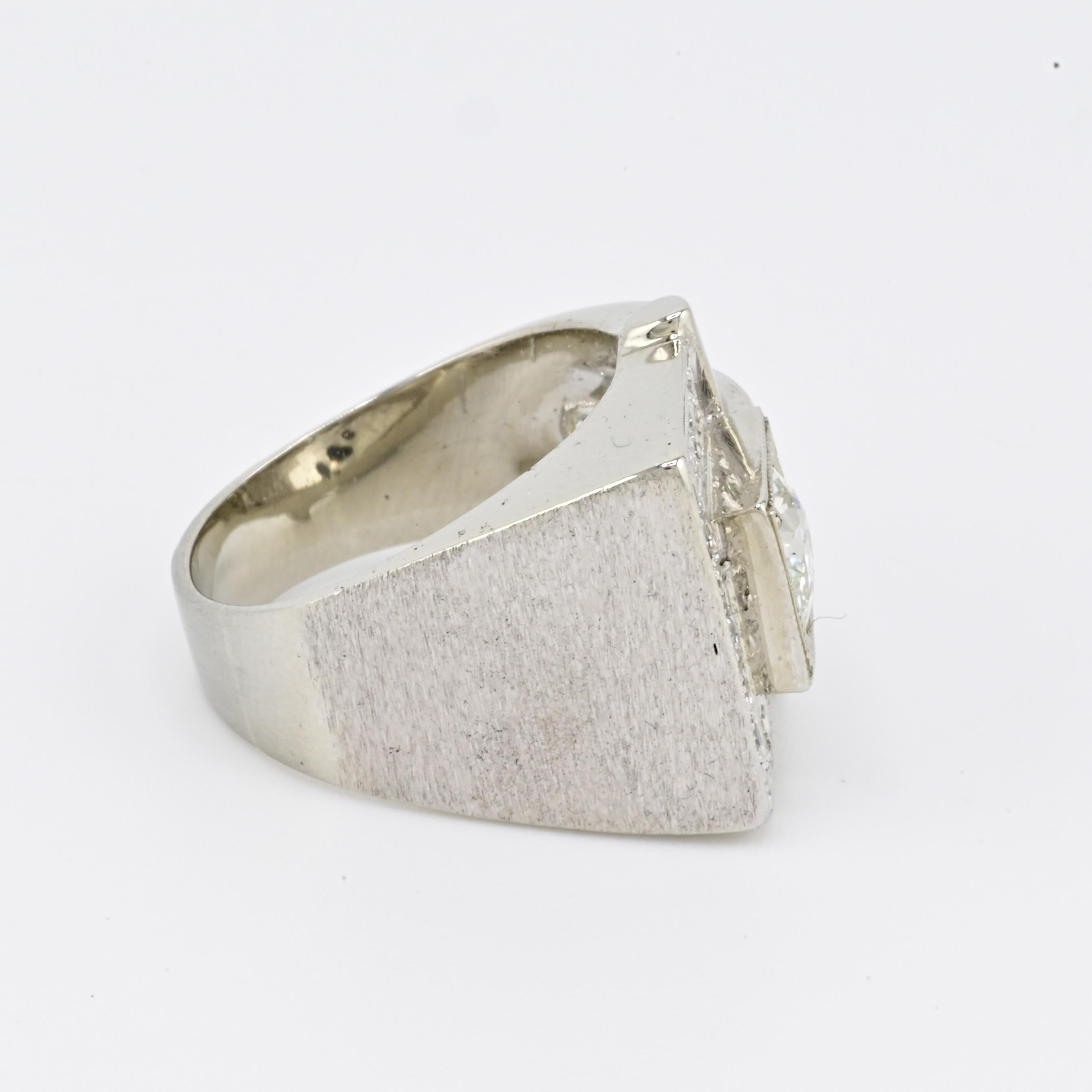 Art Deco GIA 1.00 Carat M Color VS2 Diamond Ring 14K White Gold Ring Size 5.75 For Sale 1