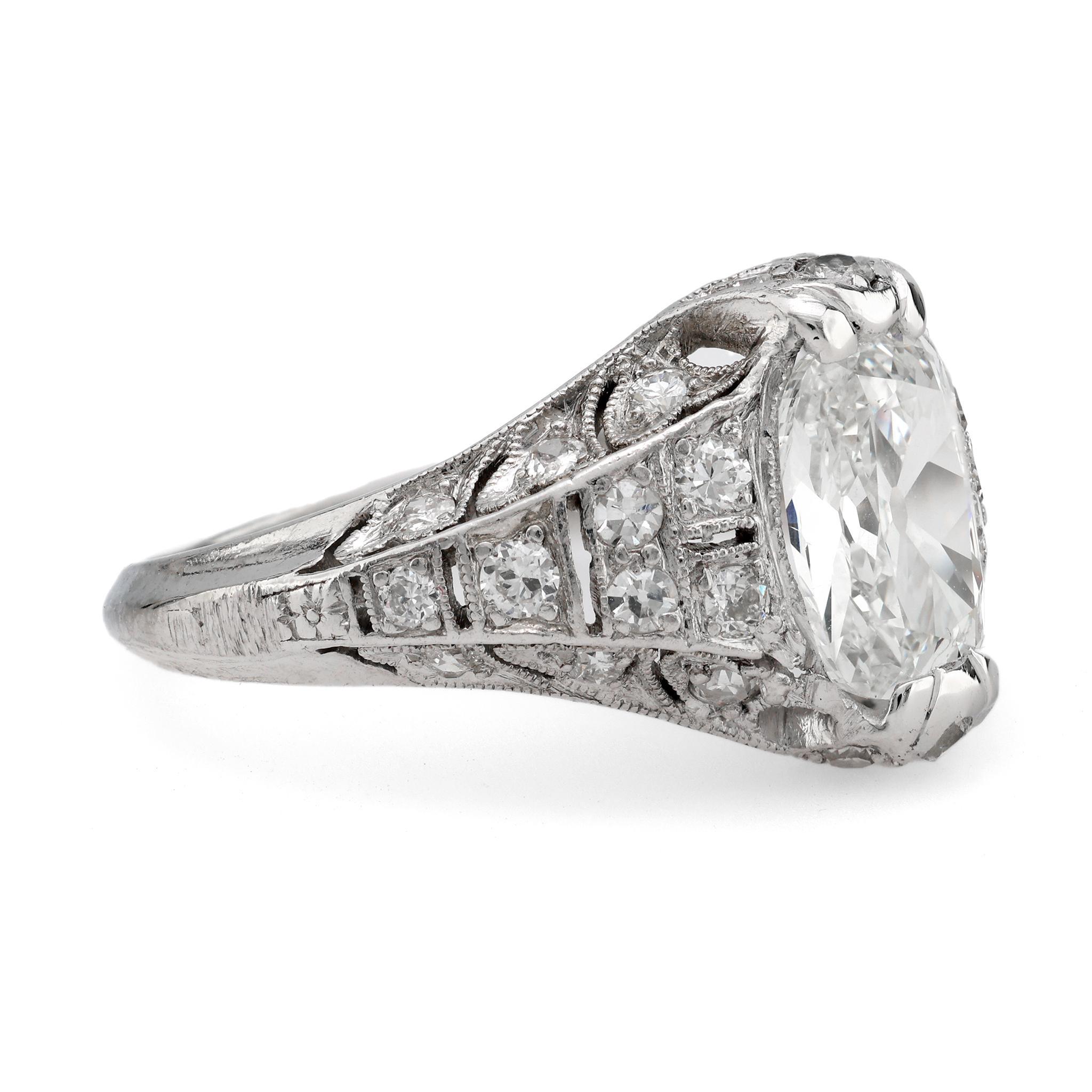 Cushion Cut Art Deco GIA 1.01 carat cushion cut diamond platinum ring