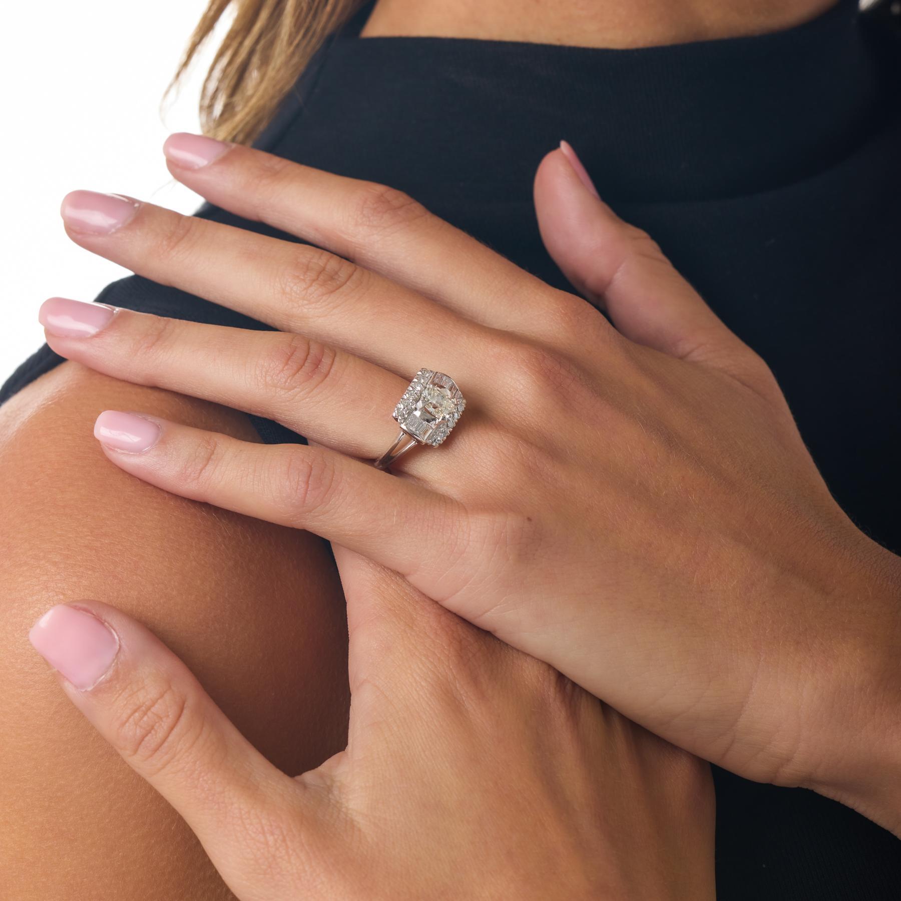 Bague de fiançailles Art déco en platine avec diamant taille ancienne de 1.01 carat, certifié GIA Bon état - En vente à Beverly Hills, CA