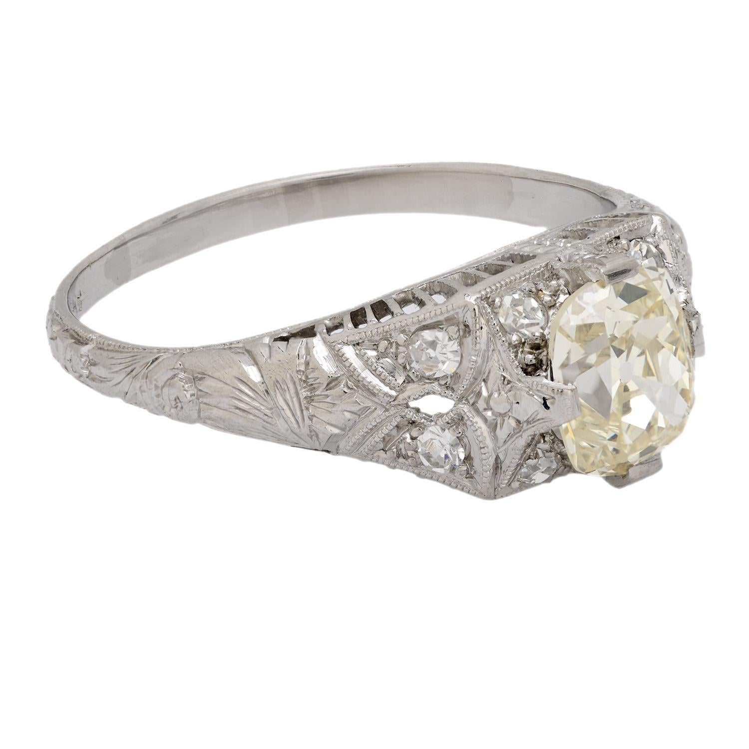 Bague de fiançailles Art déco en platine avec diamant taille ancienne de 1.01 carat, certifié GIA Pour femmes en vente