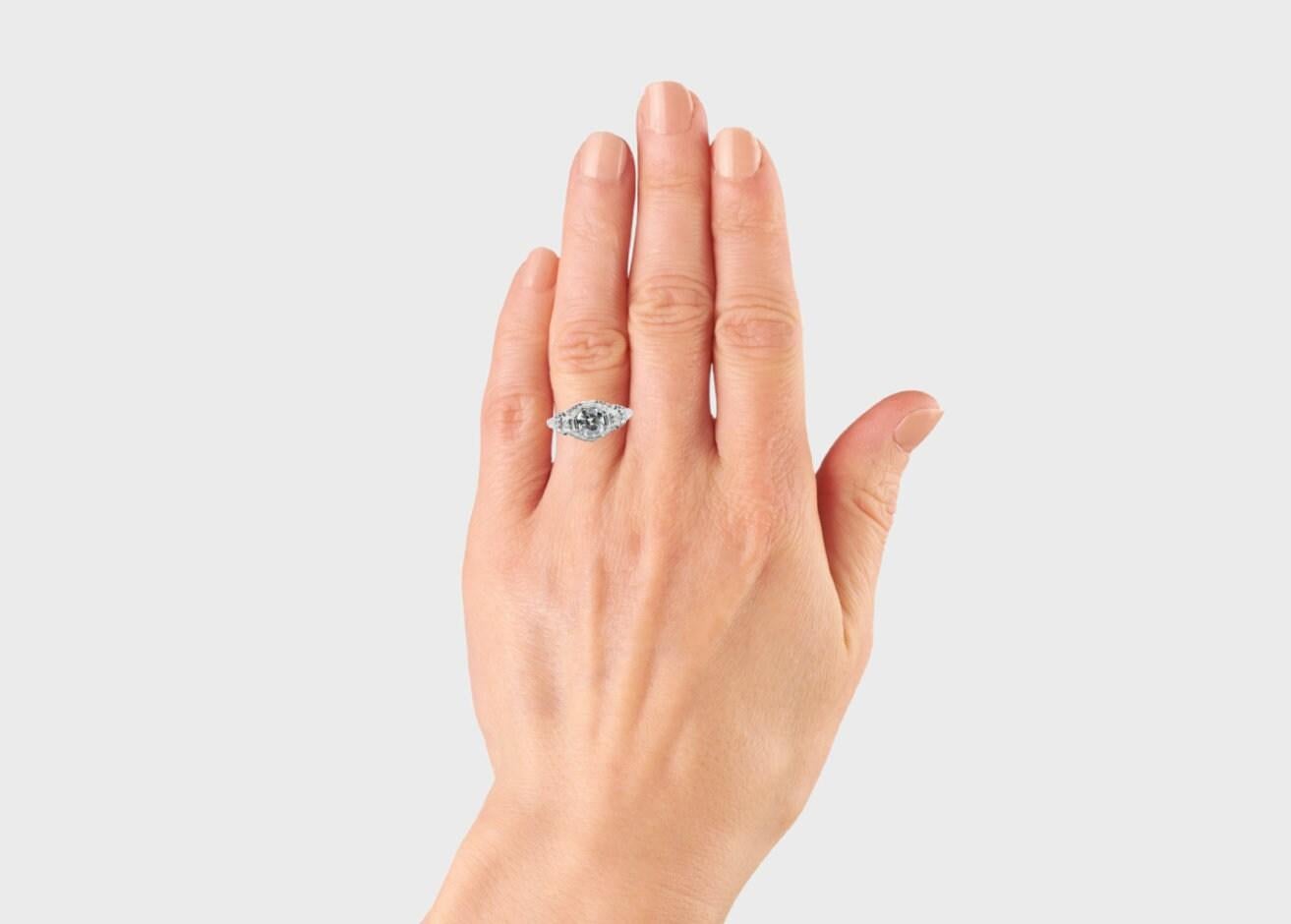 Art Deco GIA 1.06ct Diamond Filigree Engagement Ring in Platinum For Sale 2