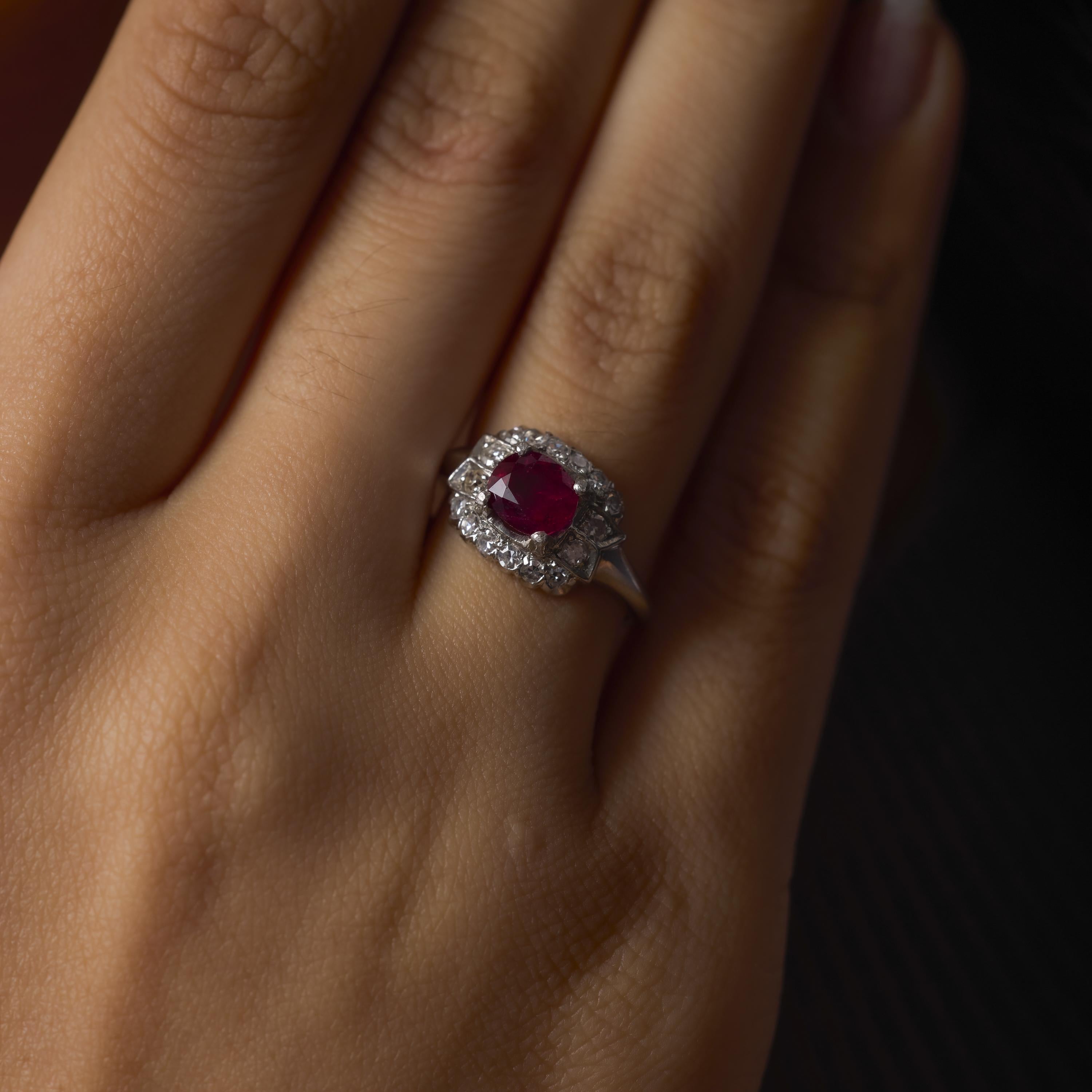 Art Deco GIA 1.15 carat ruby diamond platinum ring en venta 1