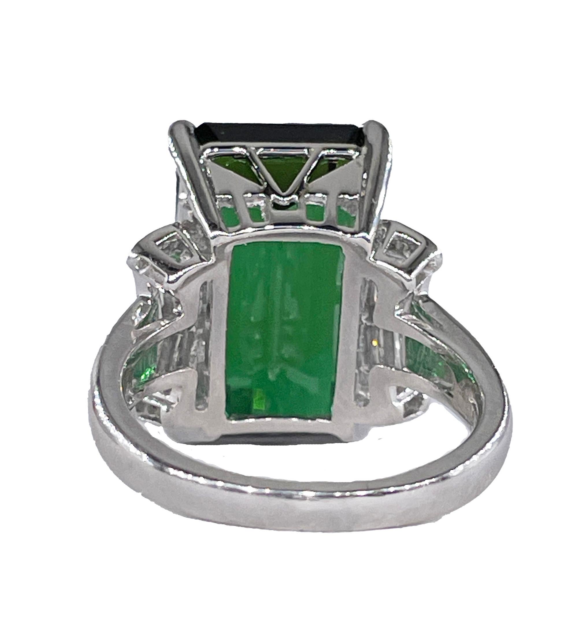 Art Deco GIA 12,18ctw Grüner Turmalin Diamant Platin Vintage Cocktail-Ring, Vintage im Zustand „Gut“ im Angebot in New York, NY