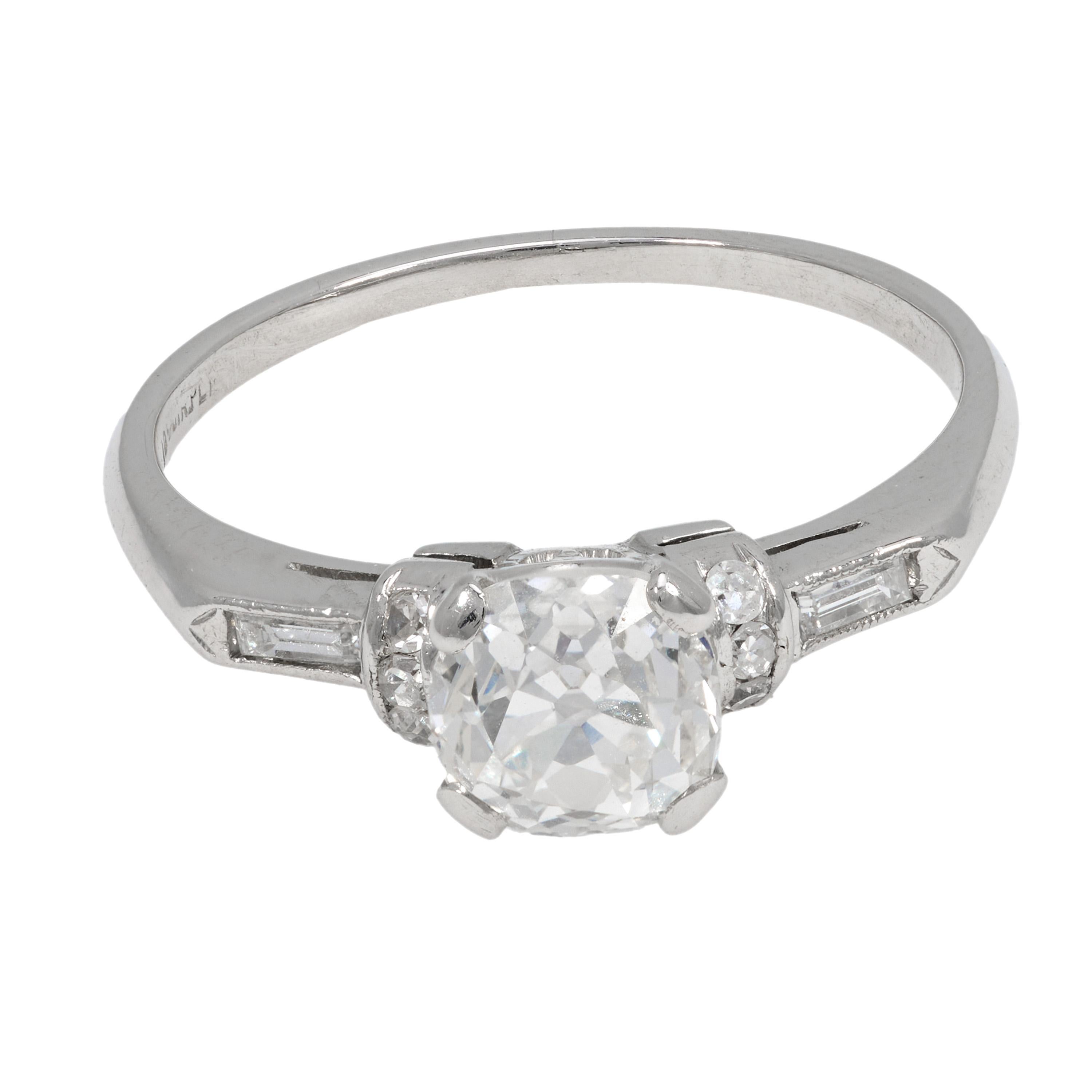 Art Deco GIA 1.23 carat old mine cut diamond platinum engagement ring (Alteuropäischer Brillantschliff) im Angebot
