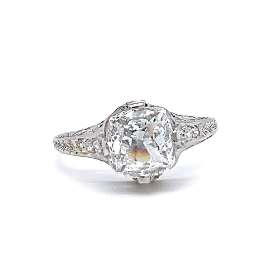 Women's or Men's Art Deco GIA 1.28 Carats Old Mine Cut Diamond Platinum Filigree Ring