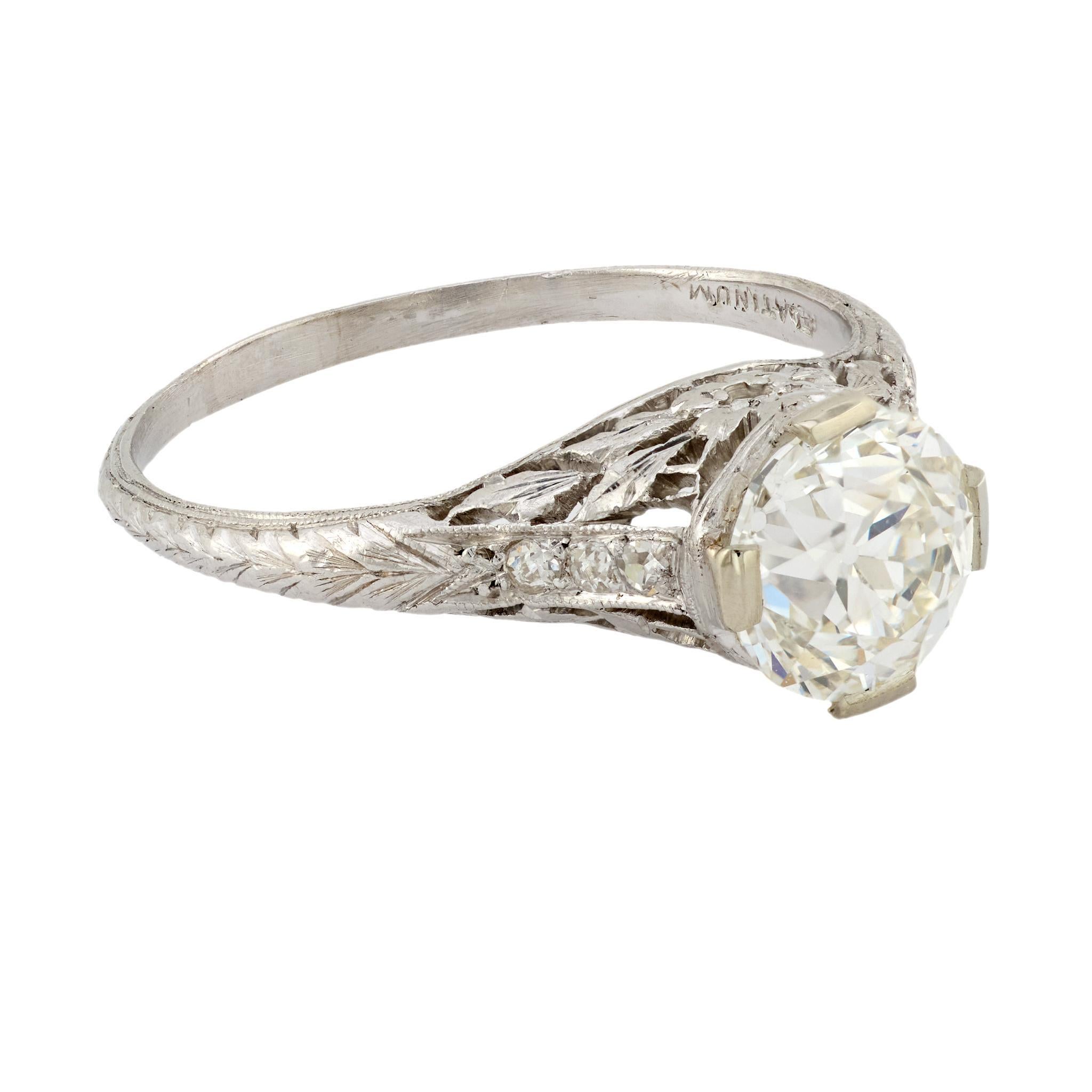 Anello di fidanzamento in platino con diamante Art Deco GIA da 1.47 carati In condizioni buone in vendita a Beverly Hills, CA